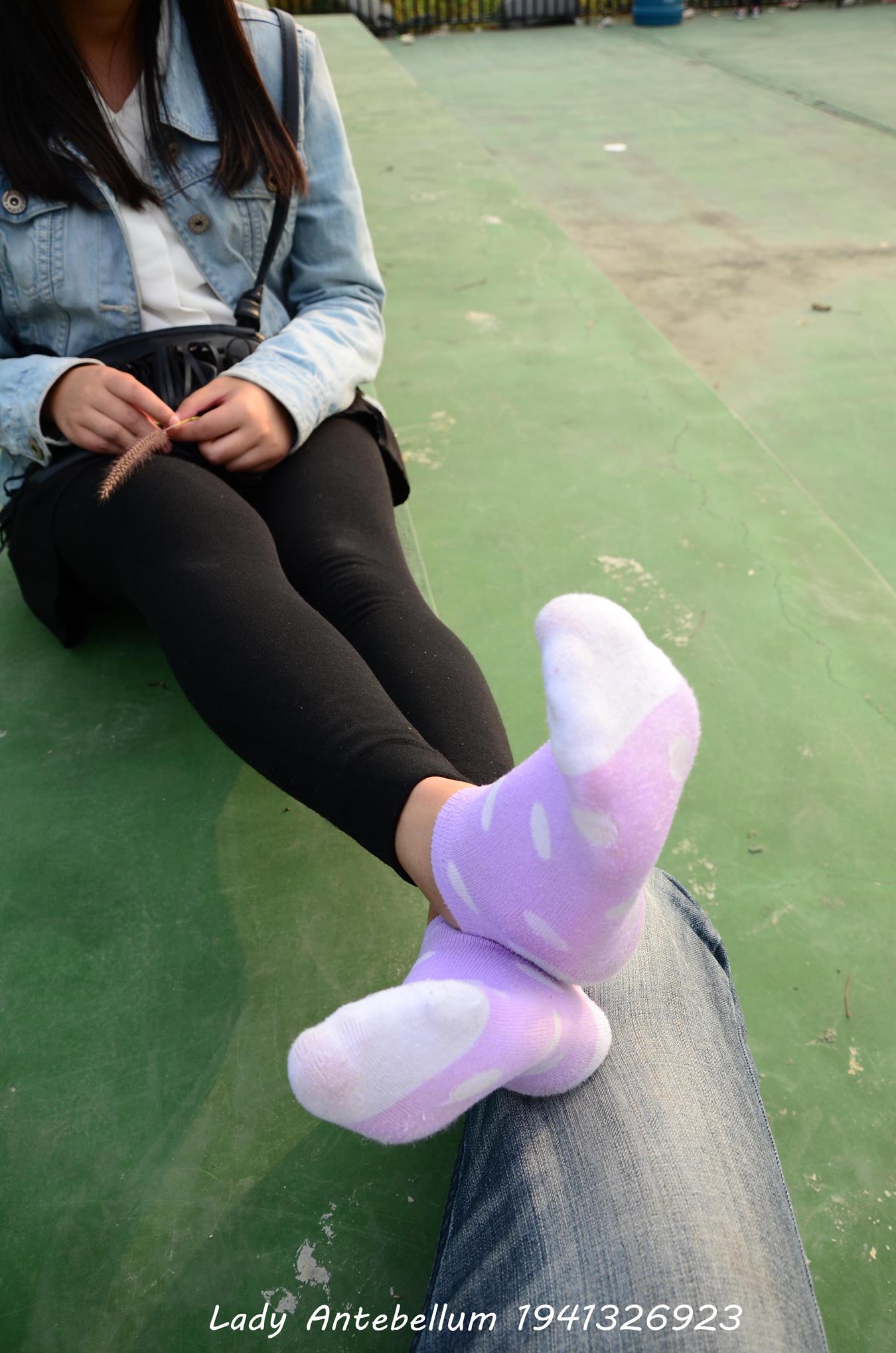 图片[84]-[战前女神] 美腿美足精品摄影套图 019 (1) [90P] – 速更版-美库