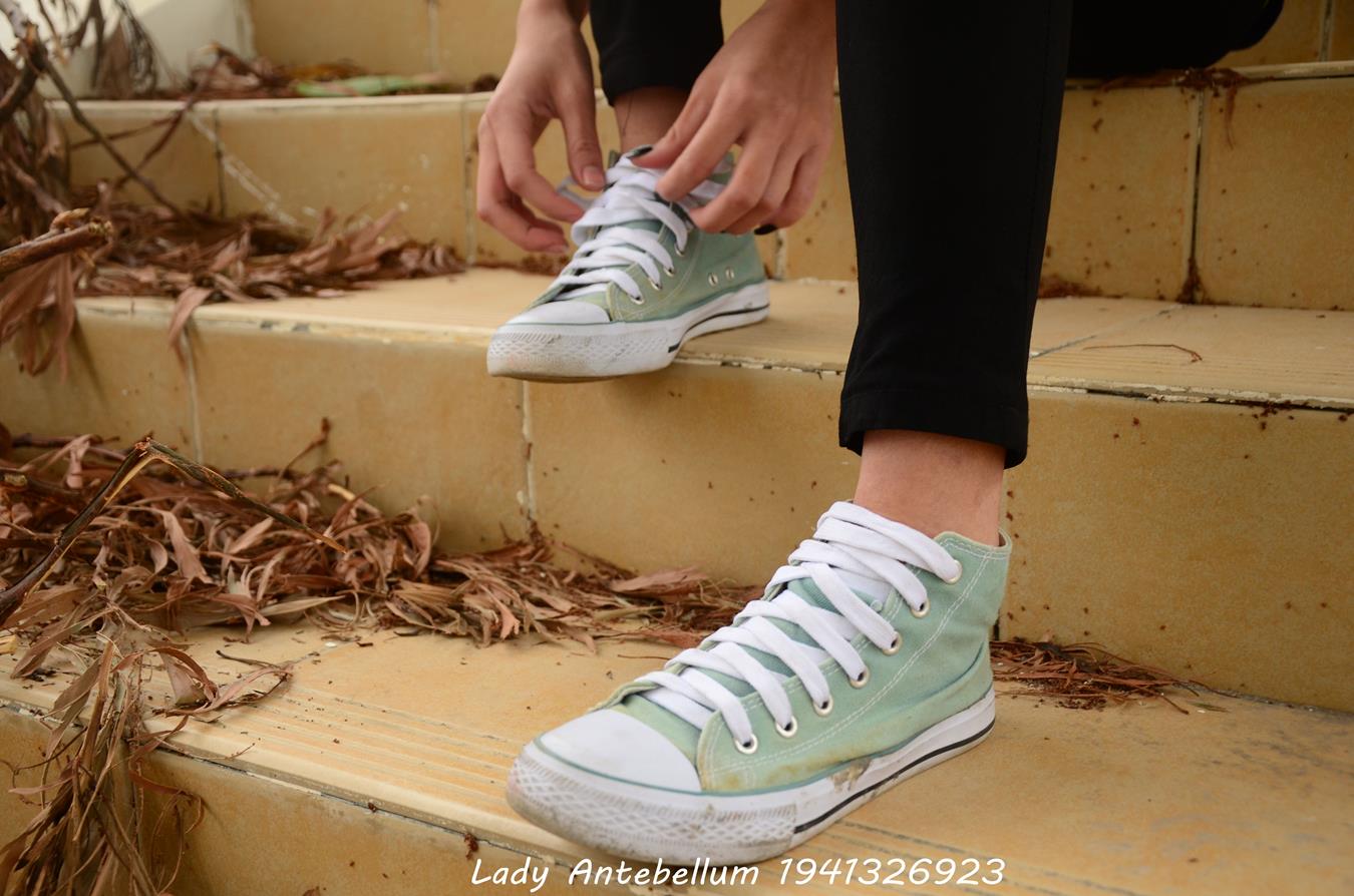 图片[14]-[战前女神] 美腿美足精品摄影套图 022 [53P] – 速更版-美库