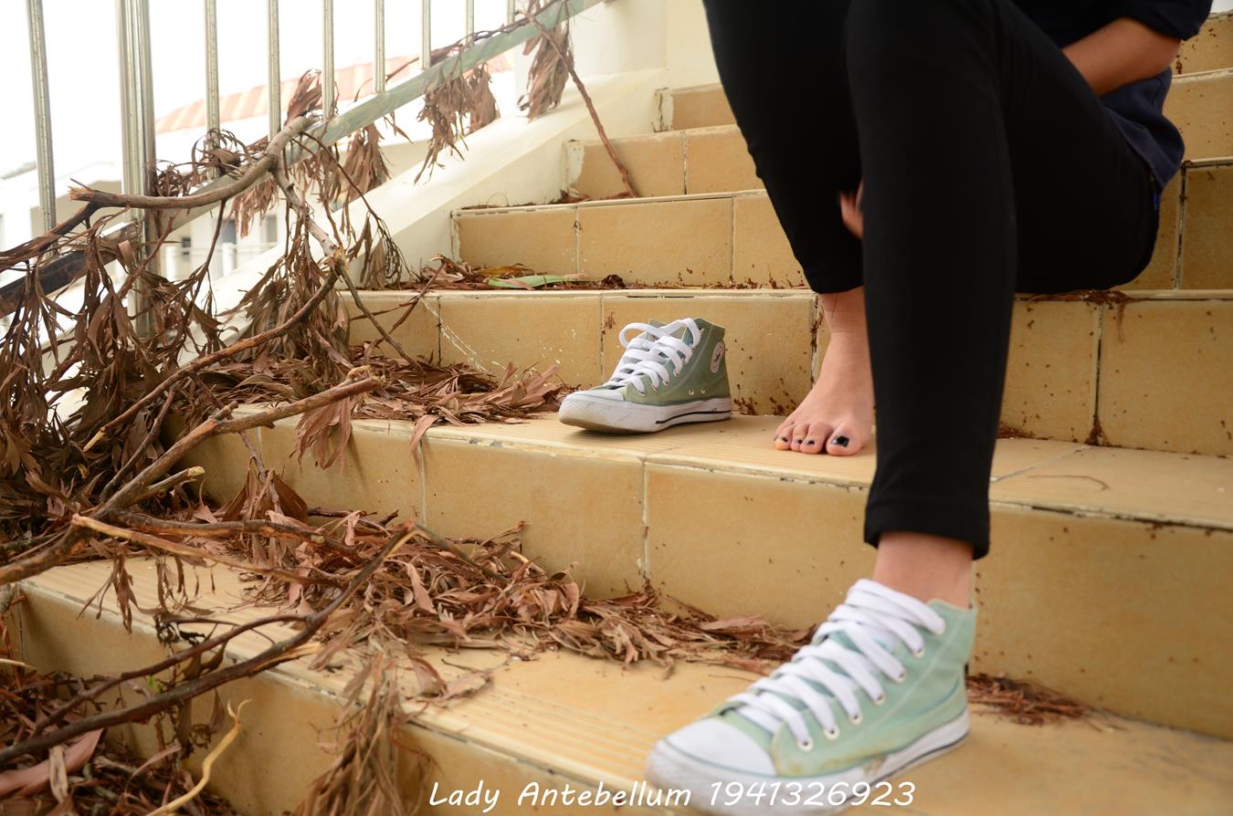 图片[16]-[战前女神] 美腿美足精品摄影套图 022 [53P] – 速更版-美库