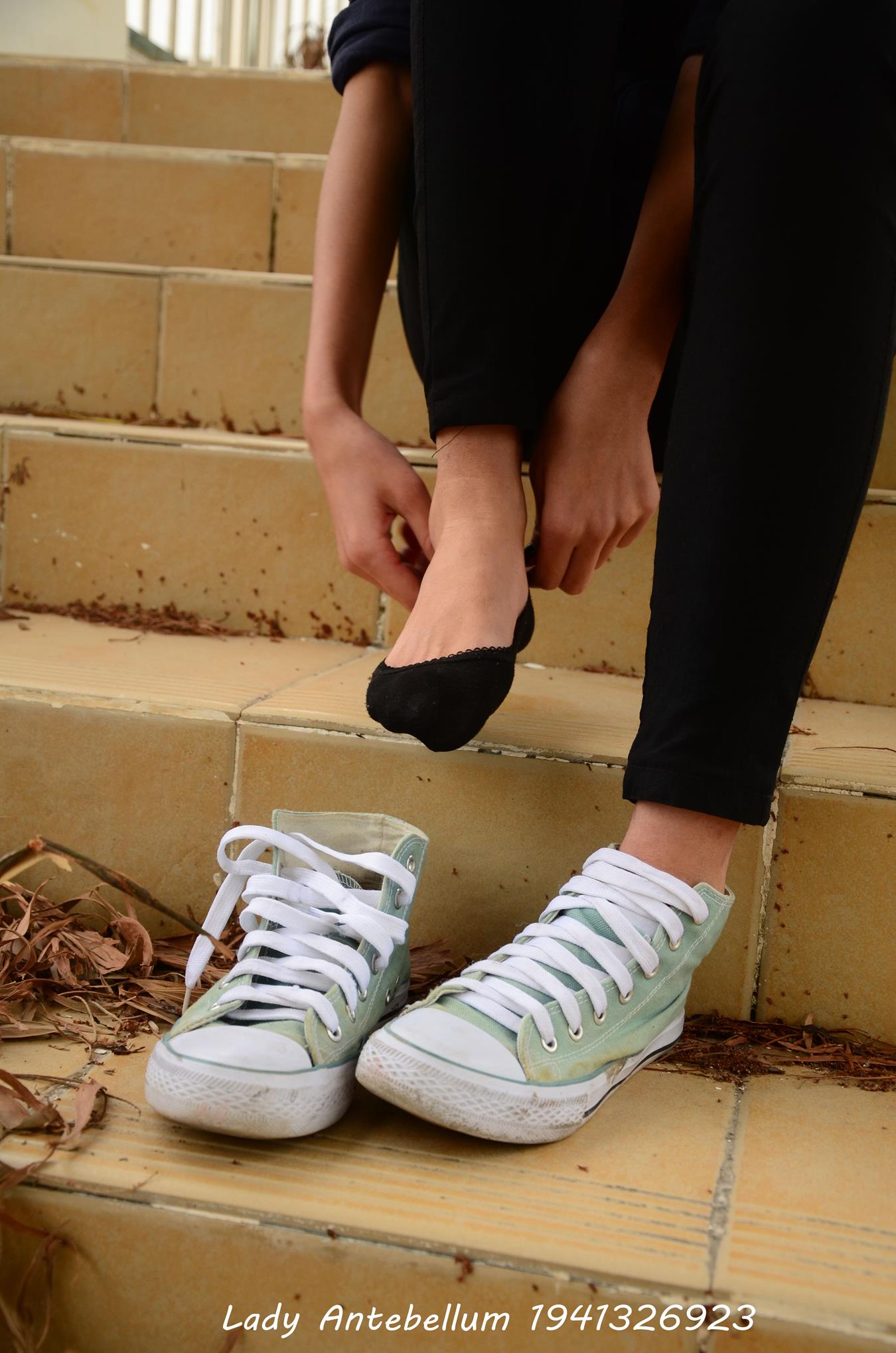 图片[18]-[战前女神] 美腿美足精品摄影套图 022 [53P] – 速更版-美库