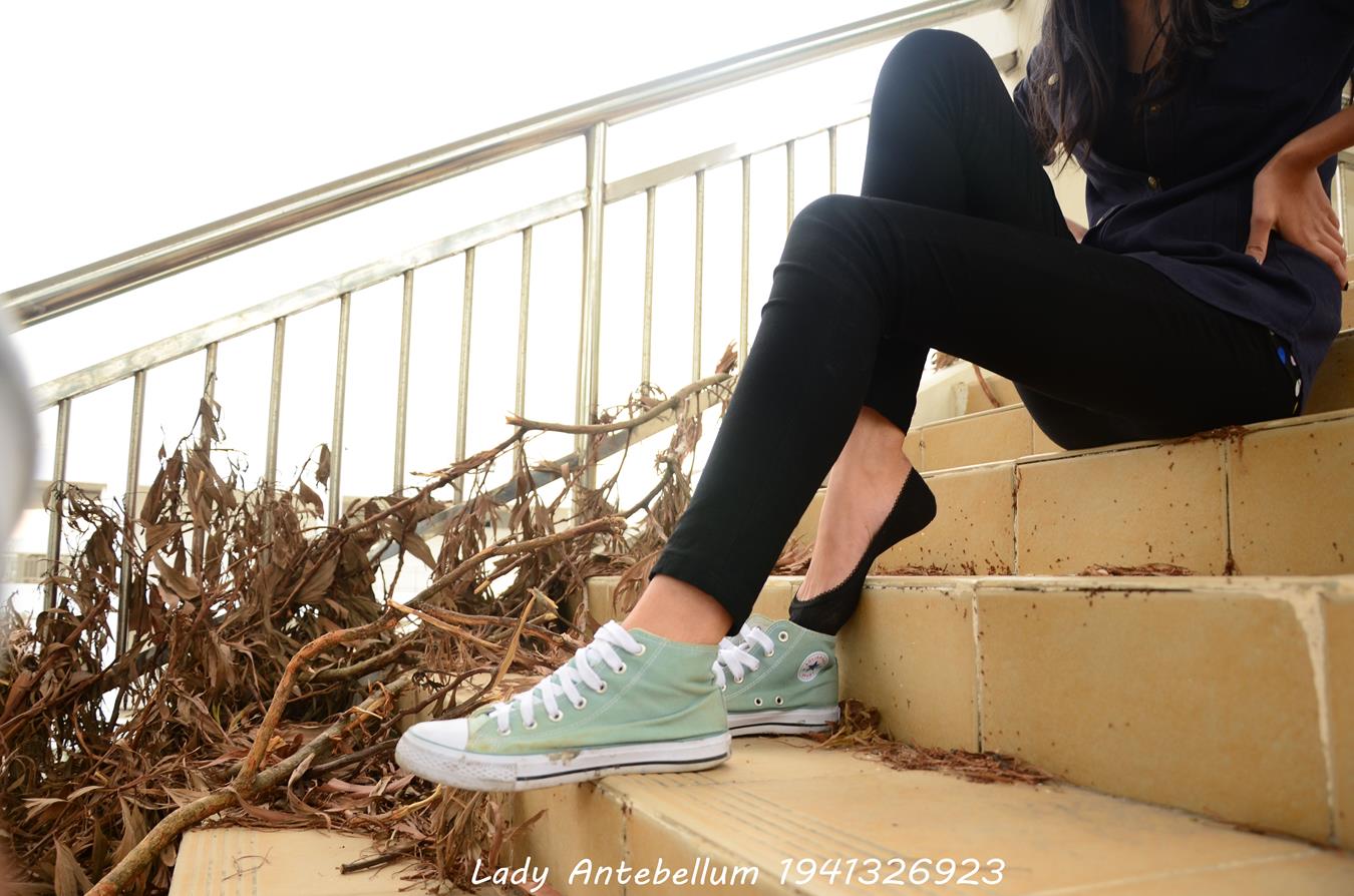 图片[23]-[战前女神] 美腿美足精品摄影套图 022 [53P] – 速更版-美库