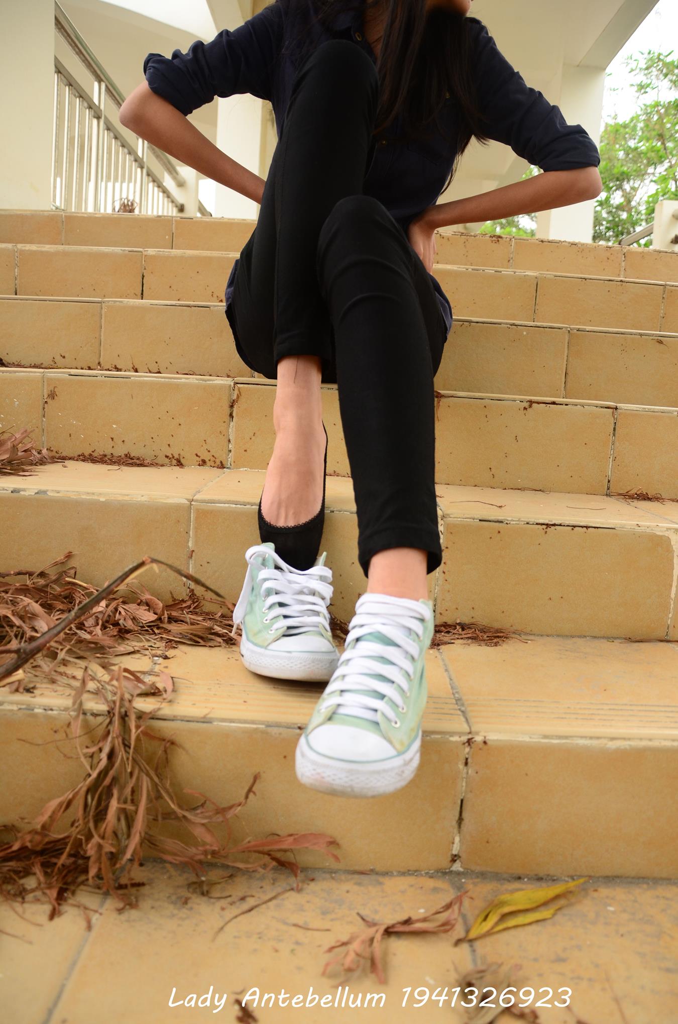 图片[24]-[战前女神] 美腿美足精品摄影套图 022 [53P] – 速更版-美库