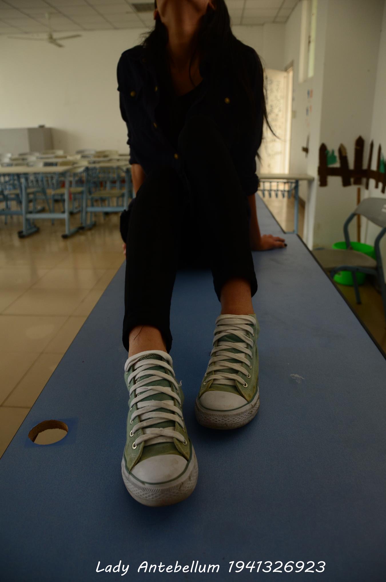 图片[31]-[战前女神] 美腿美足精品摄影套图 022 [53P] – 速更版-美库