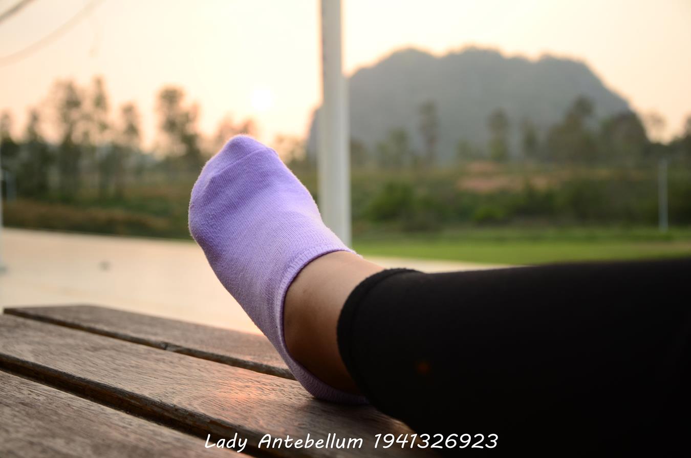 图片[68]-[战前女神] 美腿美足精品摄影套图 021 (2) [74P] – 速更版-美库