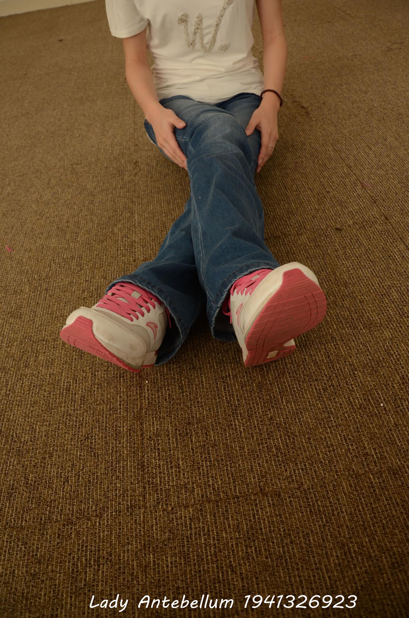 图片[13]-[战前女神] 美腿美足精品摄影套图 024 (1) [84P] – 速更版-美库