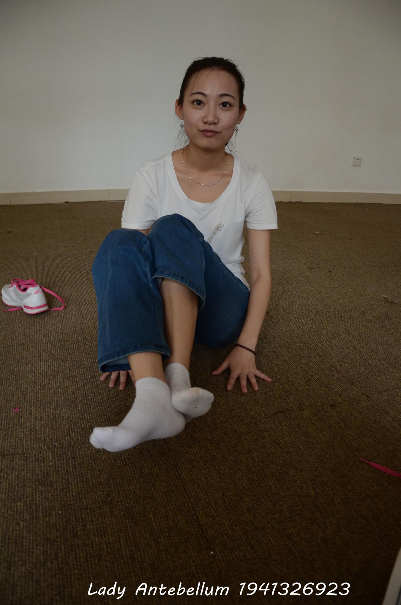 图片[15]-[战前女神] 美腿美足精品摄影套图 024 (2) [84P] – 速更版-美库