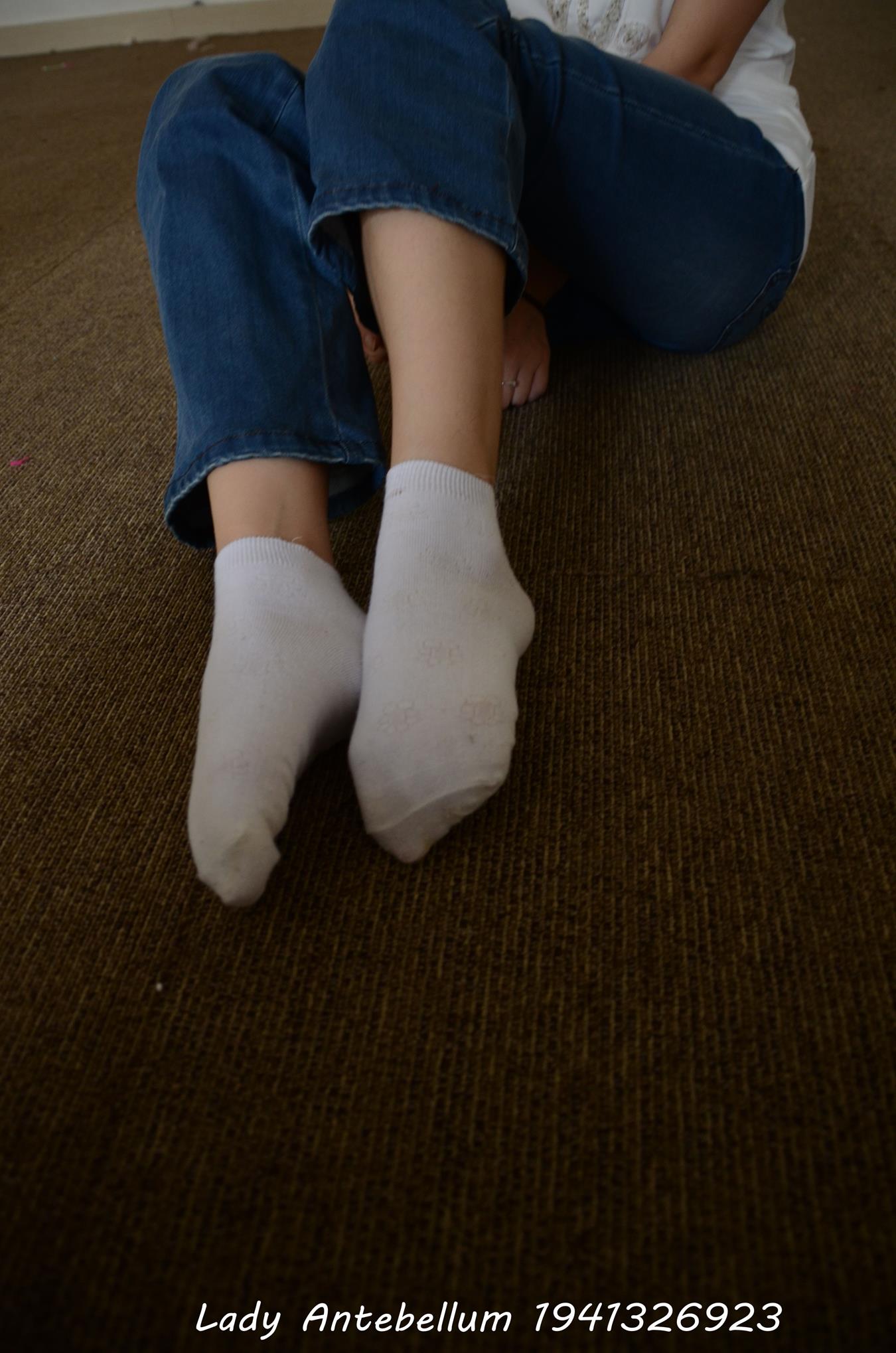 图片[19]-[战前女神] 美腿美足精品摄影套图 024 (2) [84P] – 速更版-美库