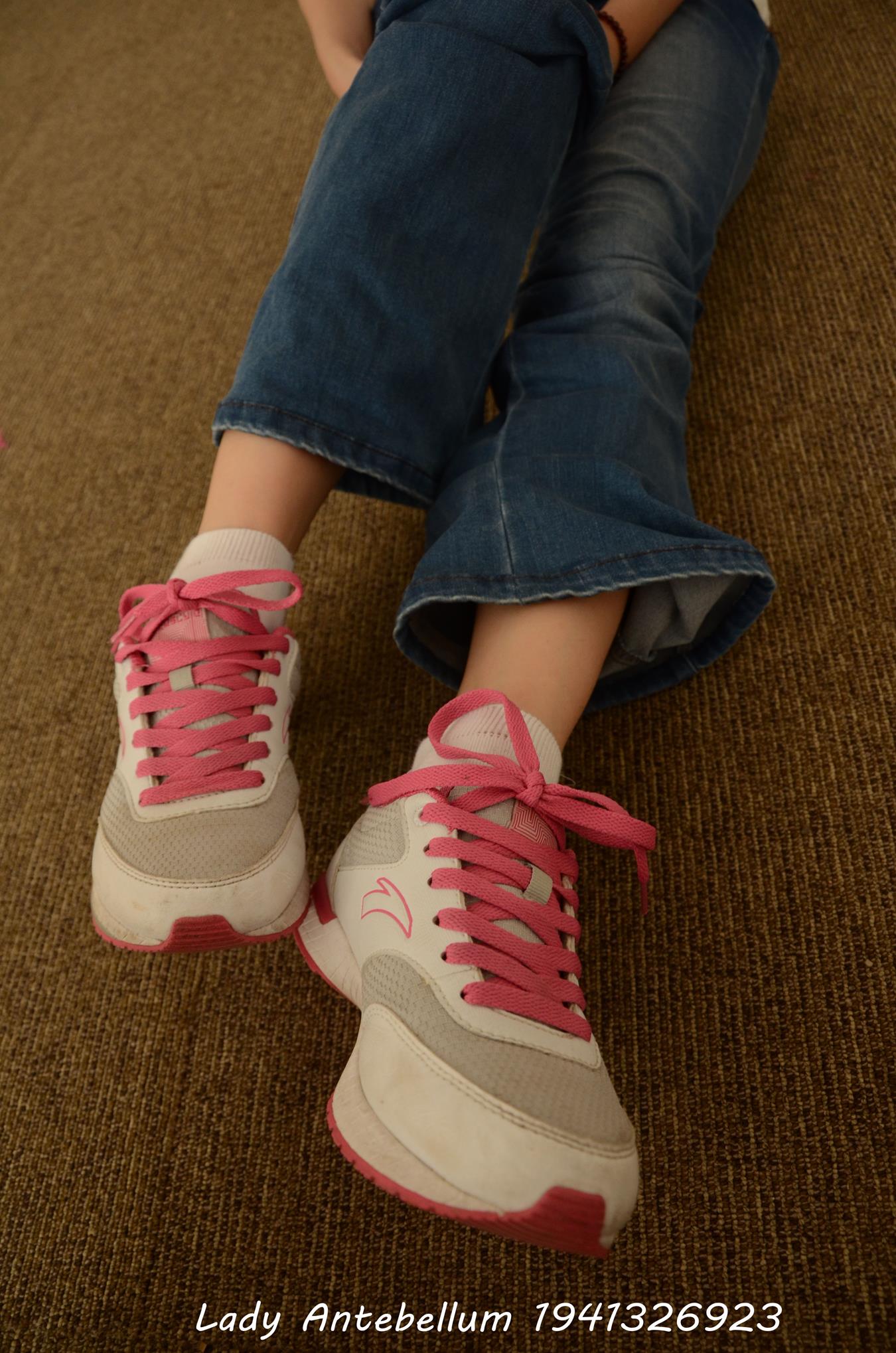 图片[23]-[战前女神] 美腿美足精品摄影套图 024 (1) [84P] – 速更版-美库