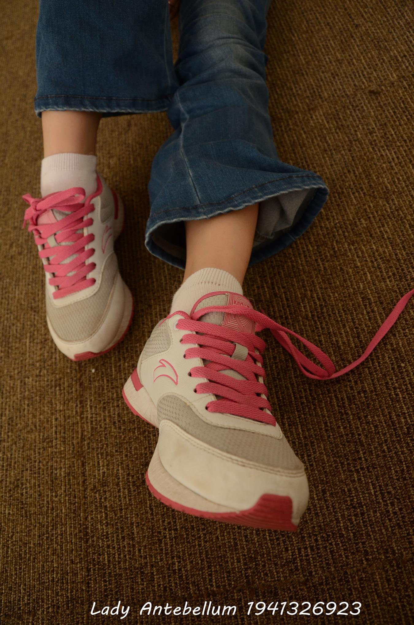 图片[24]-[战前女神] 美腿美足精品摄影套图 024 (1) [84P] – 速更版-美库