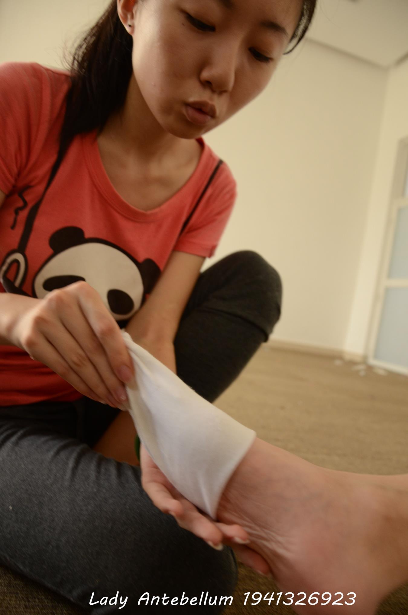 图片[23]-[战前女神] 美腿美足精品摄影套图 024 (3) [53P] – 速更版-美库