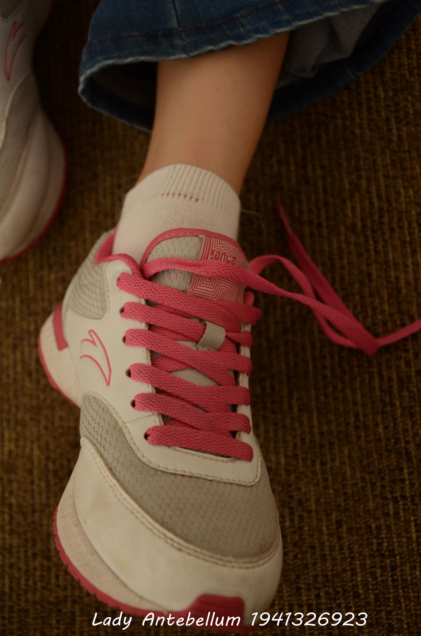 图片[26]-[战前女神] 美腿美足精品摄影套图 024 (1) [84P] – 速更版-美库