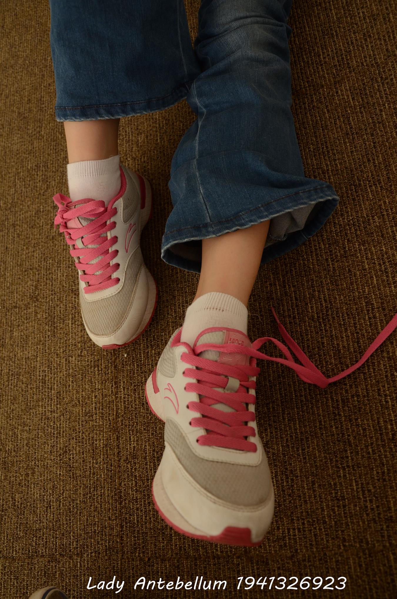 图片[27]-[战前女神] 美腿美足精品摄影套图 024 (1) [84P] – 速更版-美库