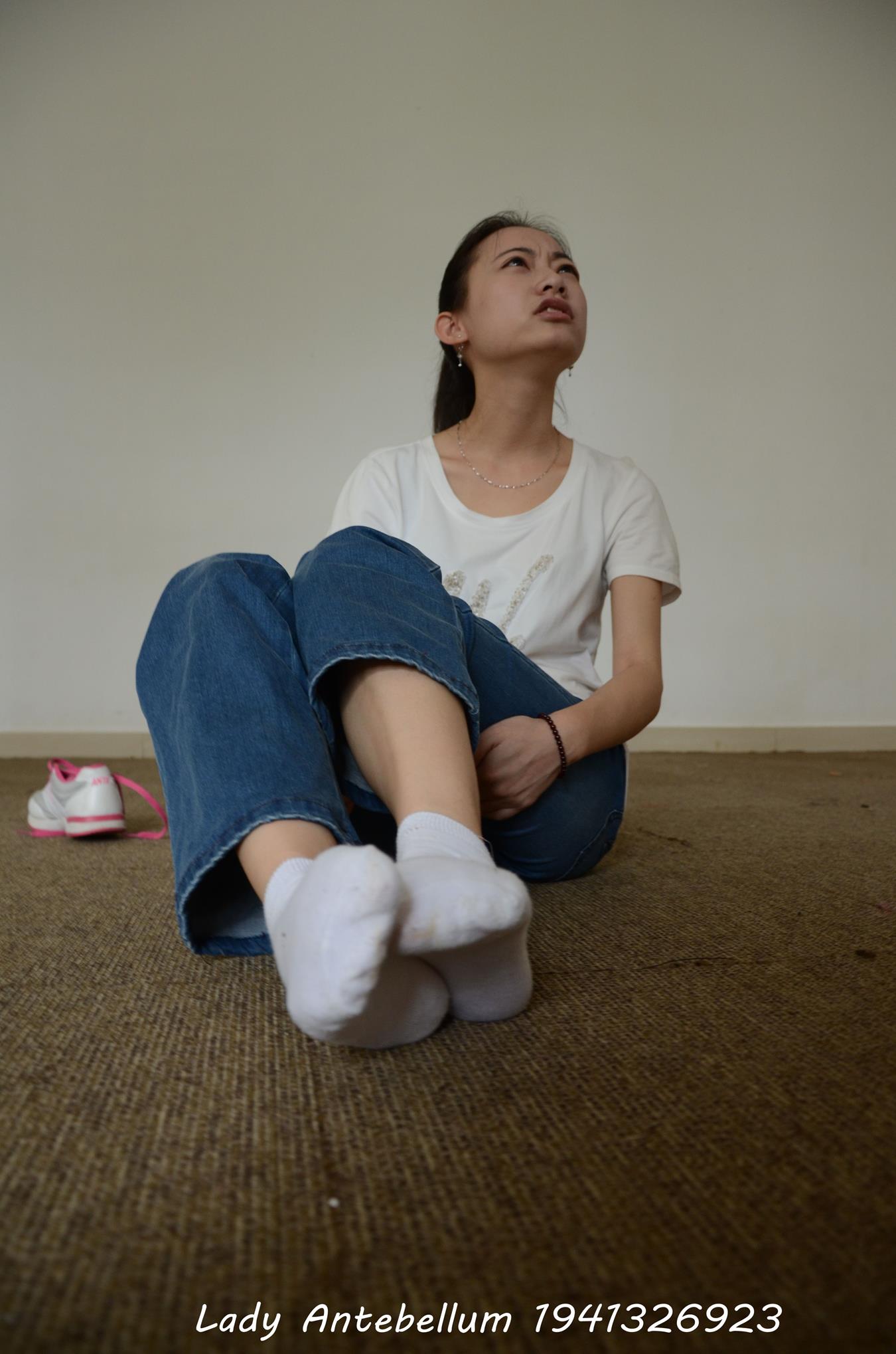 图片[30]-[战前女神] 美腿美足精品摄影套图 024 (2) [84P] – 速更版-美库