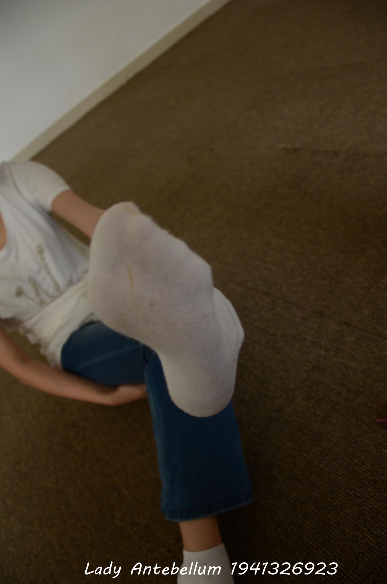 图片[36]-[战前女神] 美腿美足精品摄影套图 024 (2) [84P] – 速更版-美库