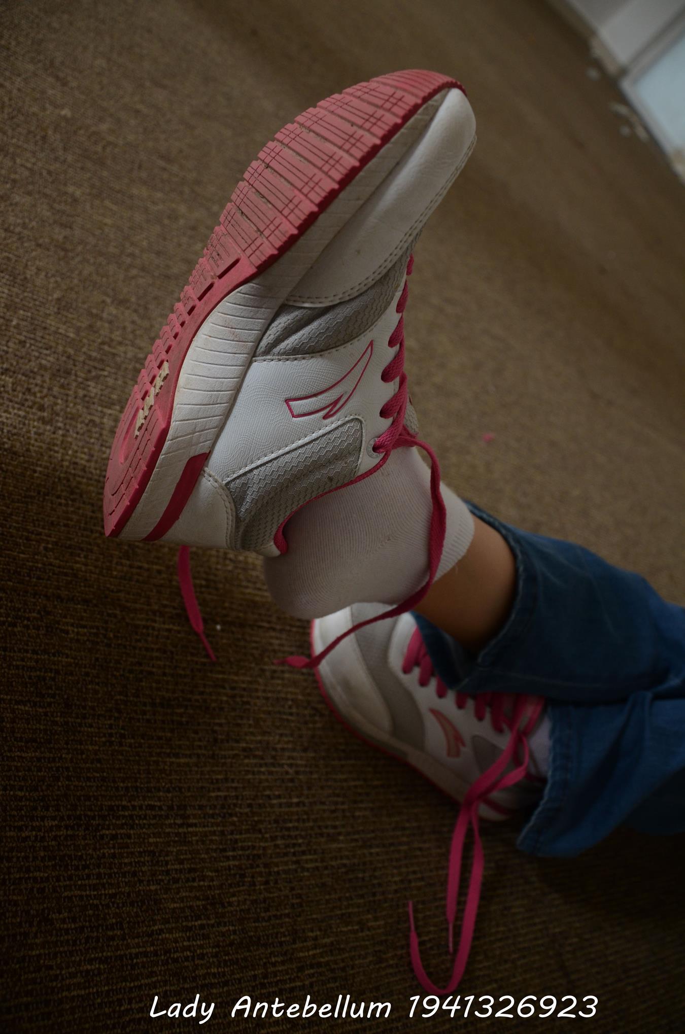 图片[37]-[战前女神] 美腿美足精品摄影套图 024 (1) [84P] – 速更版-美库