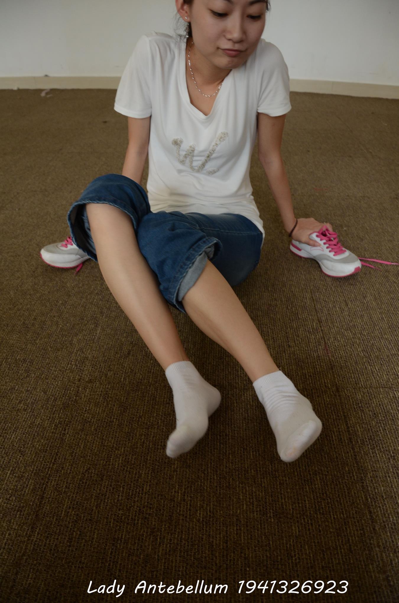 图片[48]-[战前女神] 美腿美足精品摄影套图 024 (2) [84P] – 速更版-美库