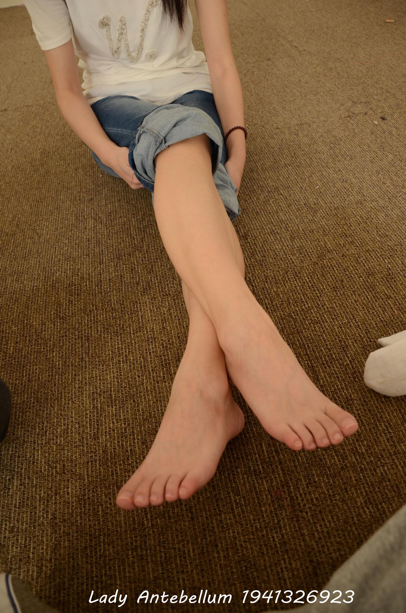 图片[46]-[战前女神] 美腿美足精品摄影套图 024 (3) [53P] – 速更版-美库