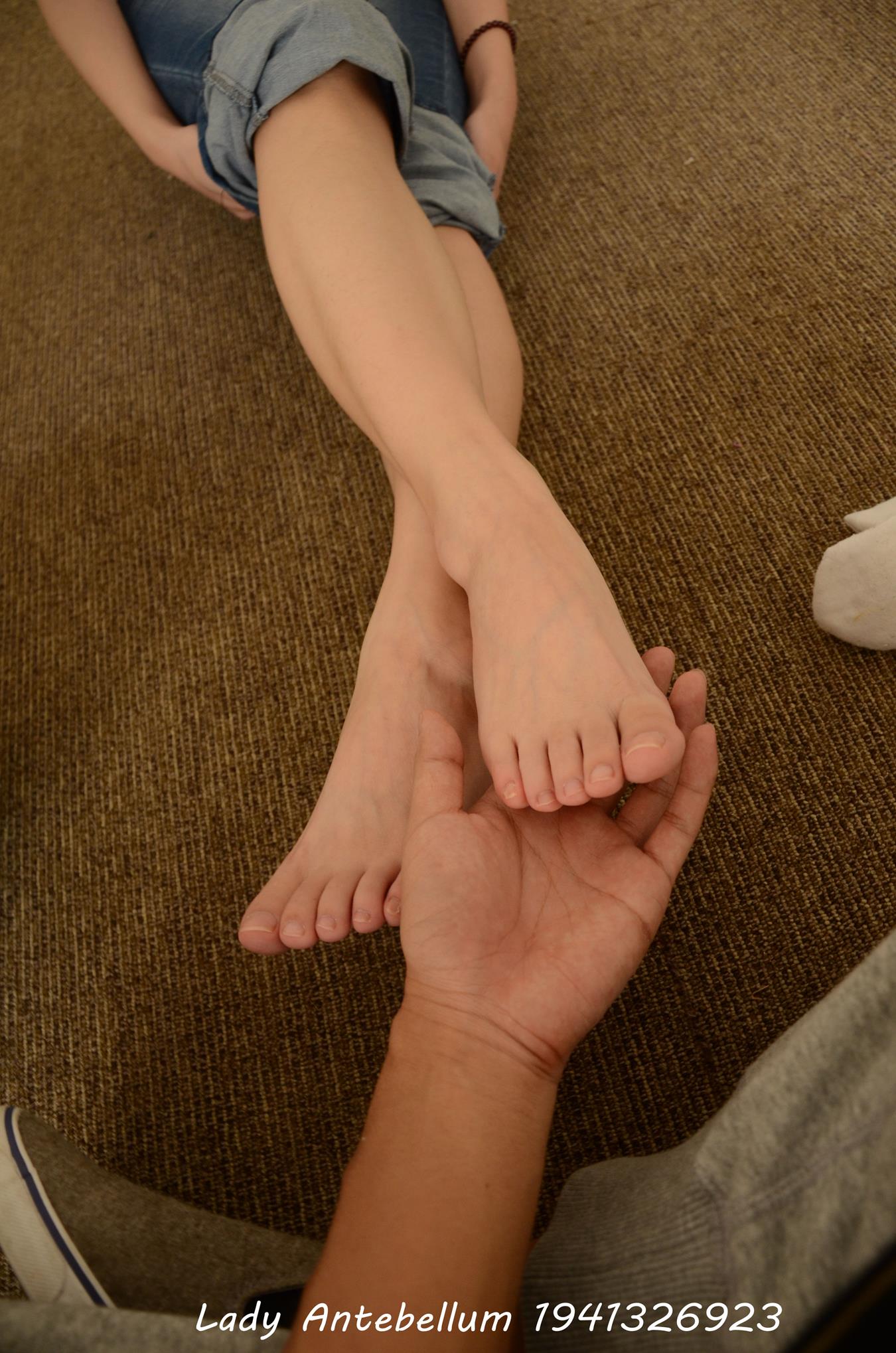 图片[48]-[战前女神] 美腿美足精品摄影套图 024 (3) [53P] – 速更版-美库