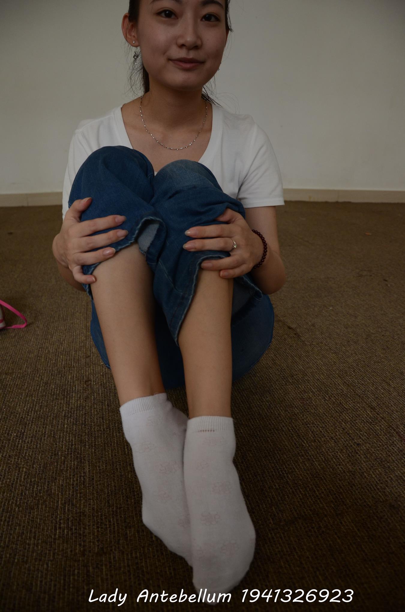 图片[77]-[战前女神] 美腿美足精品摄影套图 024 (1) [84P] – 速更版-美库