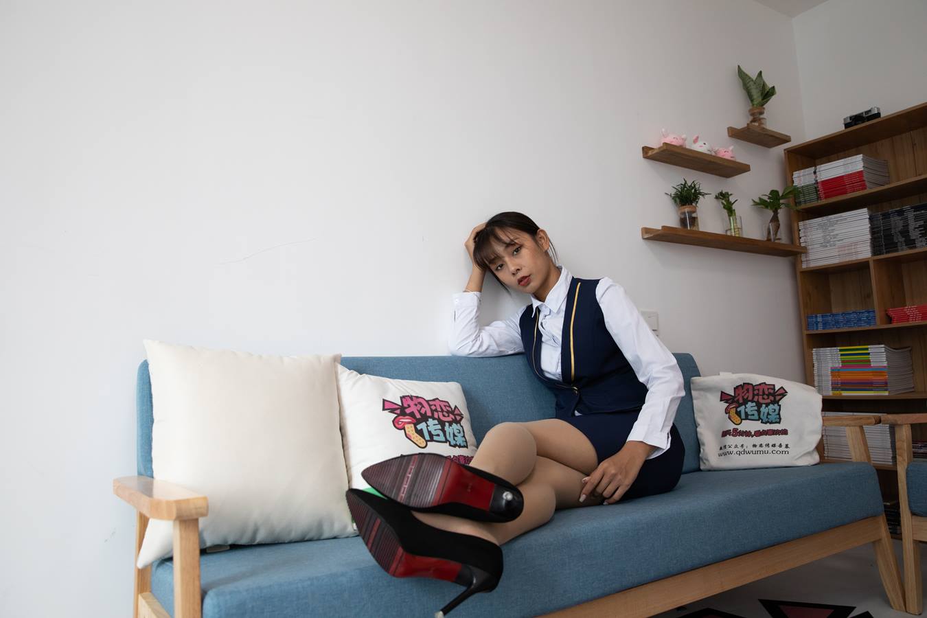 图片[29]-物恋传媒 NO.666 岚岚-蝶恋花 (1) [84P] – 速更版-美库