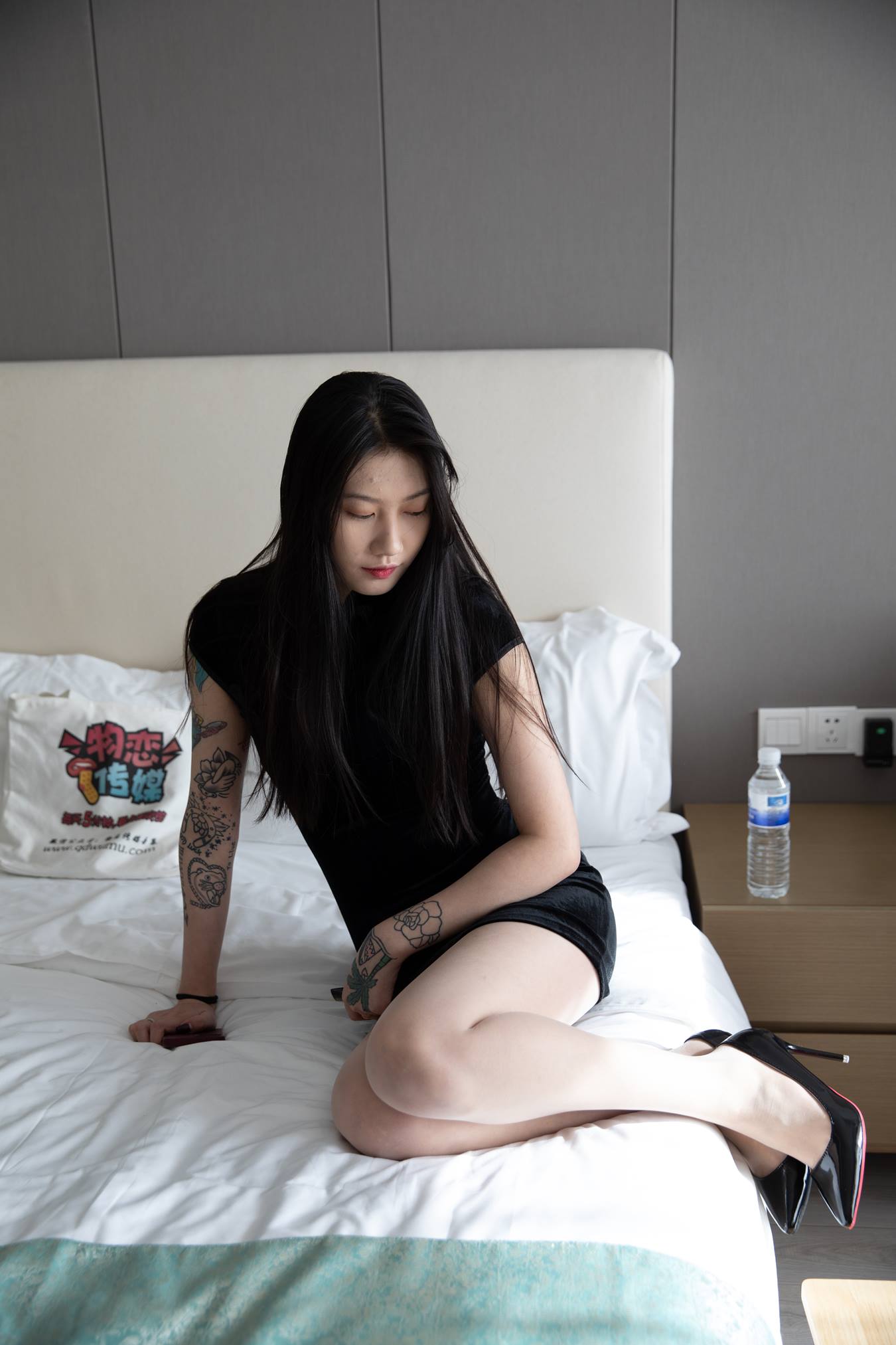 图片[14]-物恋传媒 NO.667 兔兔-夜晚的寄托 (1) [84P] – 速更版-美库