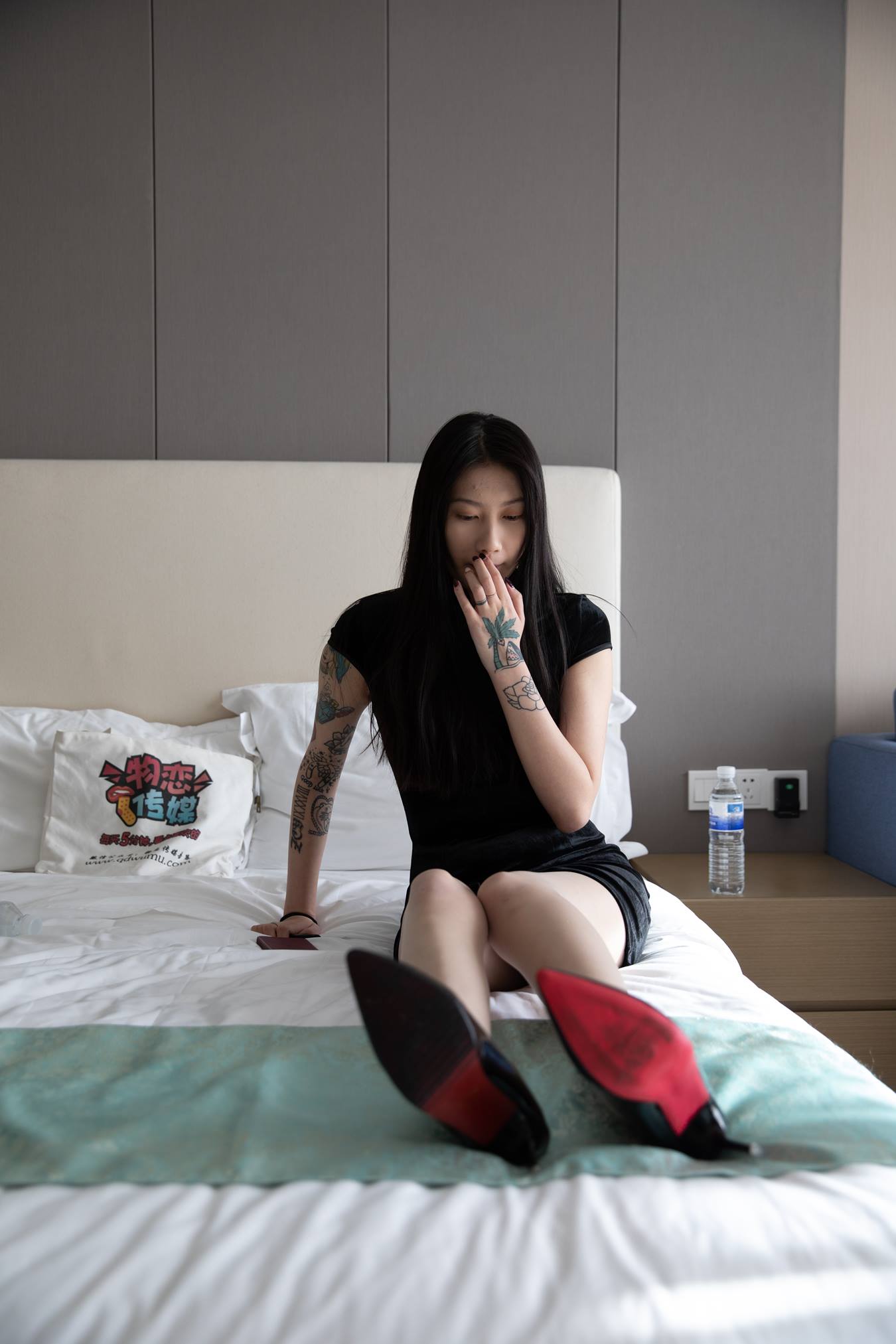 图片[24]-物恋传媒 NO.667 兔兔-夜晚的寄托 (1) [84P] – 速更版-美库