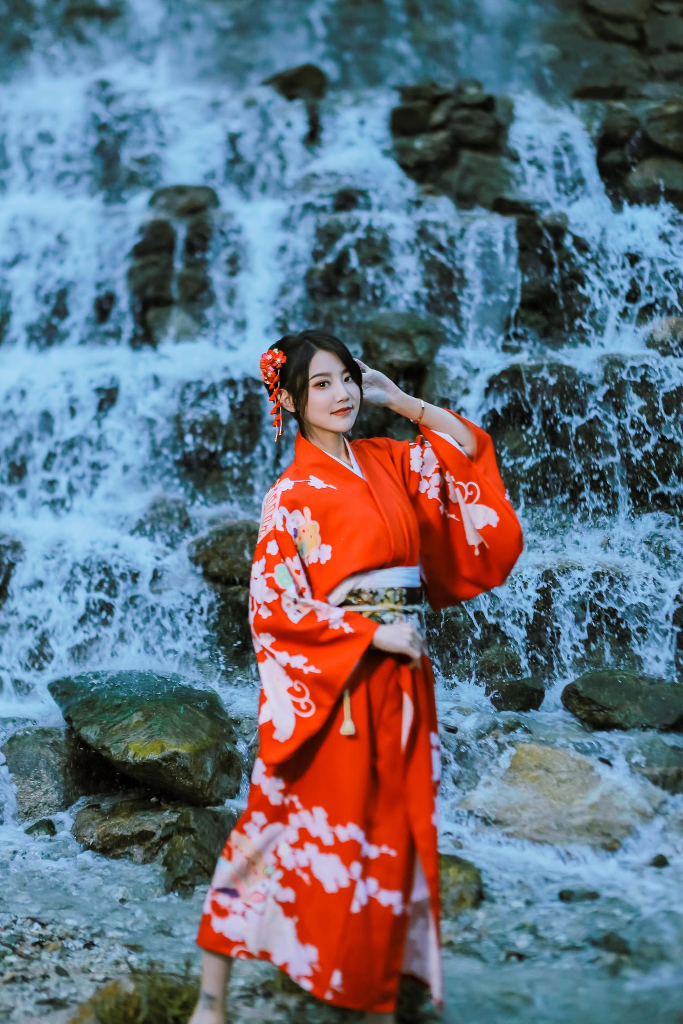 图片[12]-[YITUYU艺图语] 2022.02.01 青山绿水间 婷婷 [23P] – 速更版-美库