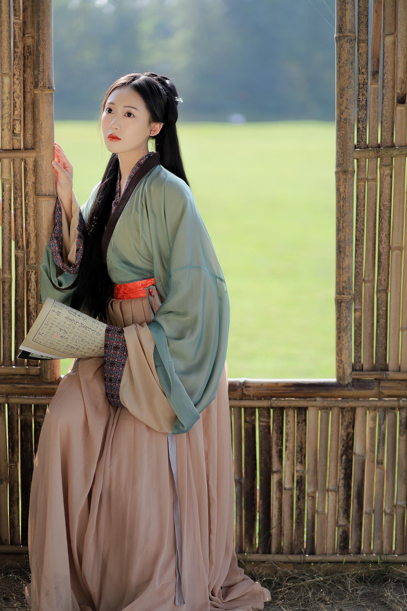 图片[14]-[YITUYU艺图语] 2022.02.01 人间四月天 劉忄乂 [24P] – 速更版-美库