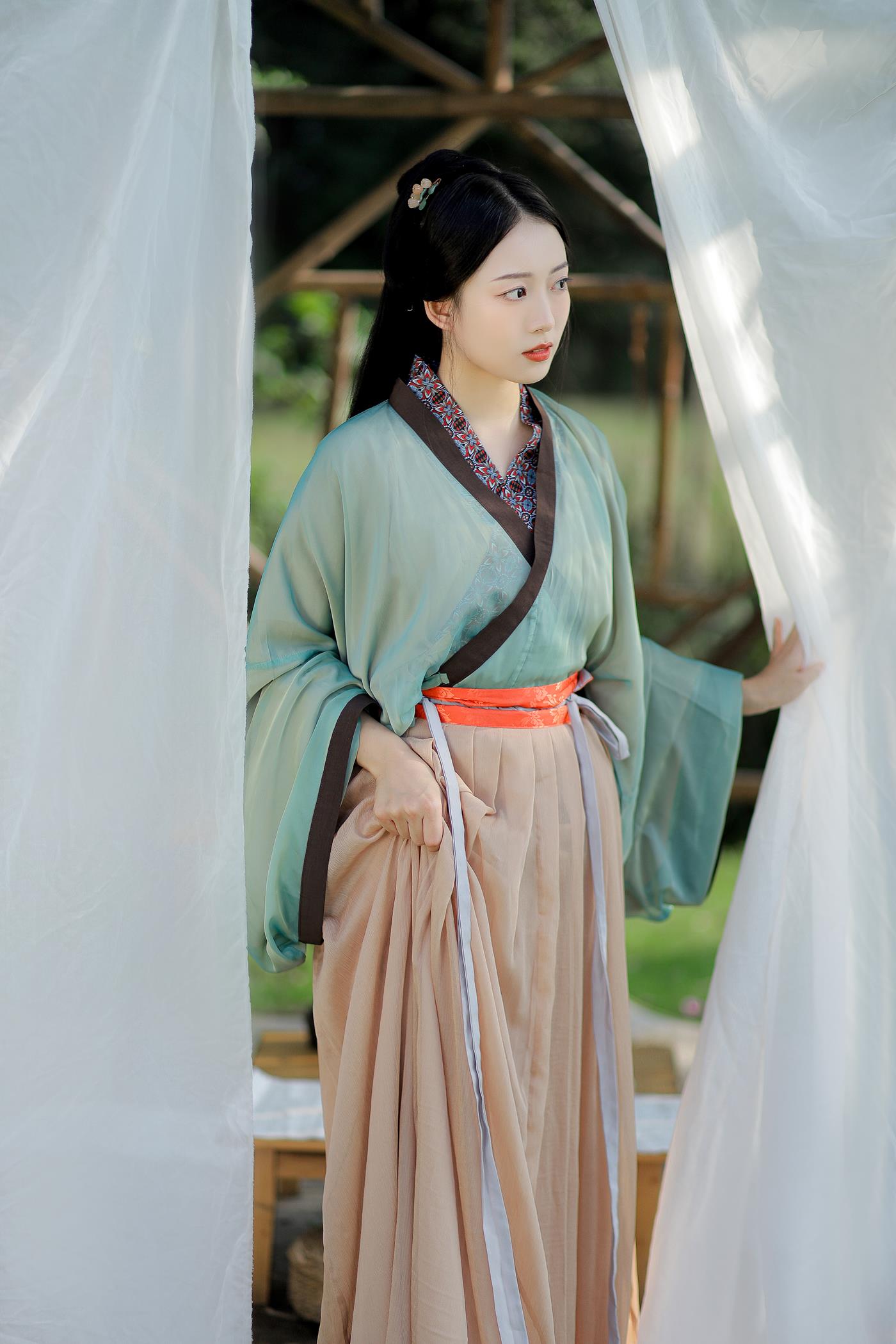 图片[17]-[YITUYU艺图语] 2022.02.01 人间四月天 劉忄乂 [24P] – 速更版-美库