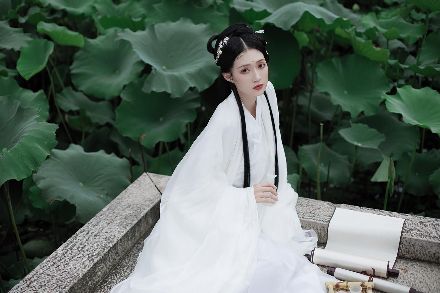 图片[13]-[YITUYU艺图语] 2022.02.02 层波潋滟远山横 一笑一倾城 柳柳杨柳柳_ [23P] – 速更版-美库