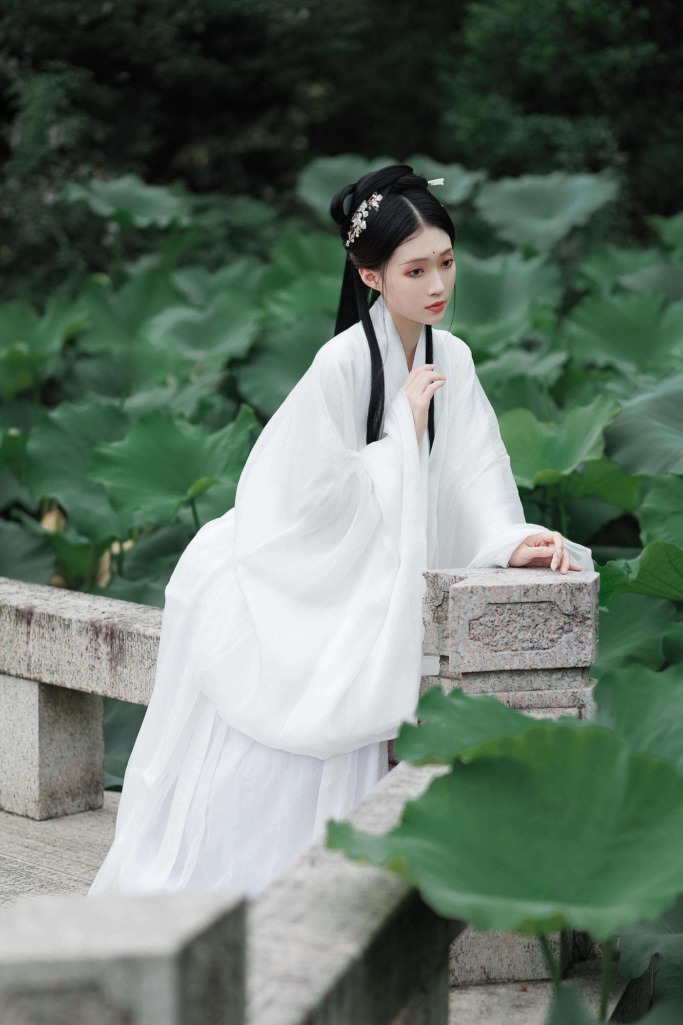 图片[17]-[YITUYU艺图语] 2022.02.02 层波潋滟远山横 一笑一倾城 柳柳杨柳柳_ [23P] – 速更版-美库