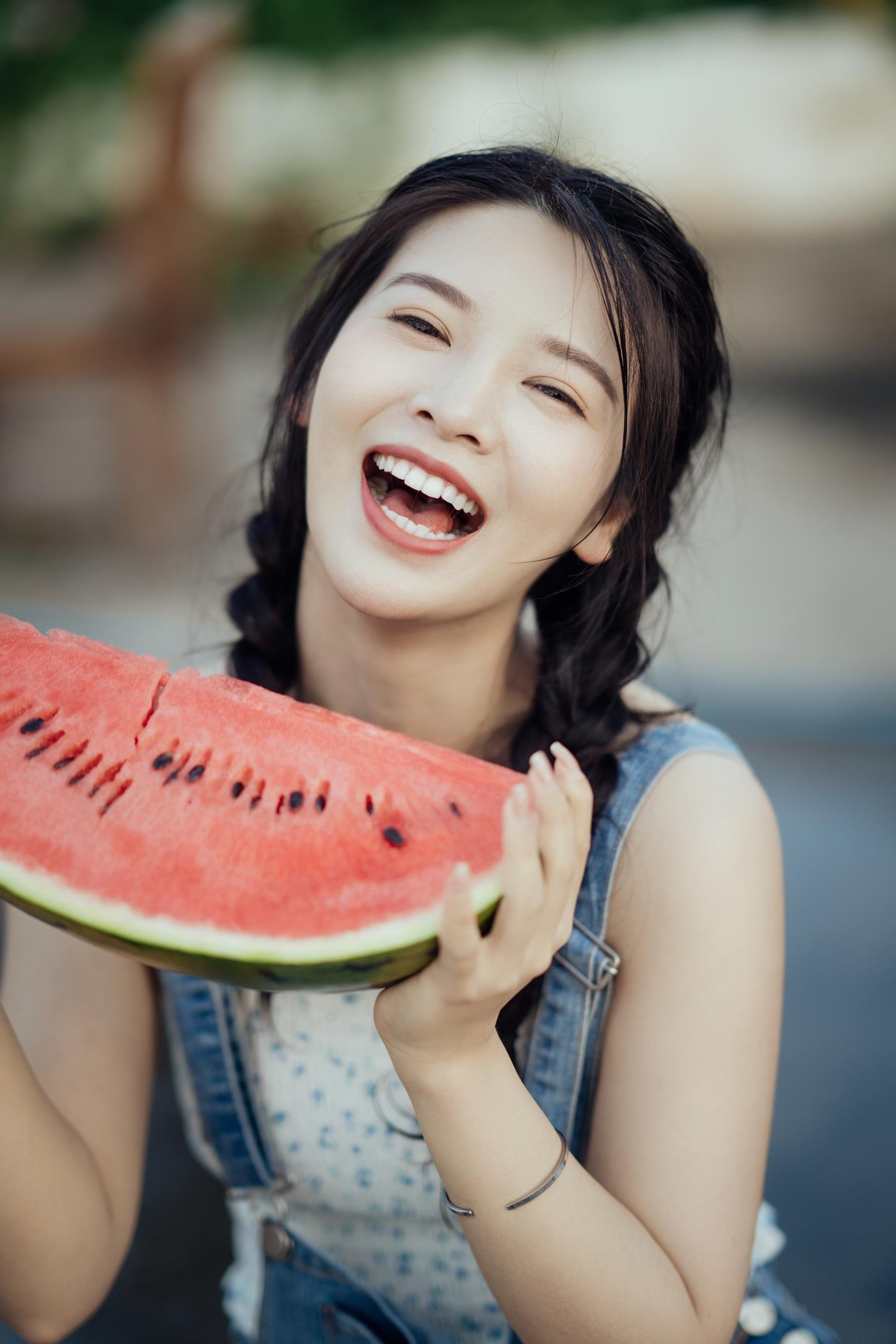 图片[36]-[YITUYU艺图语] 2022.02.02 来自夏日玩水的简单快乐 喵喵喵是锦儿呀 [55P] – 速更版-美库