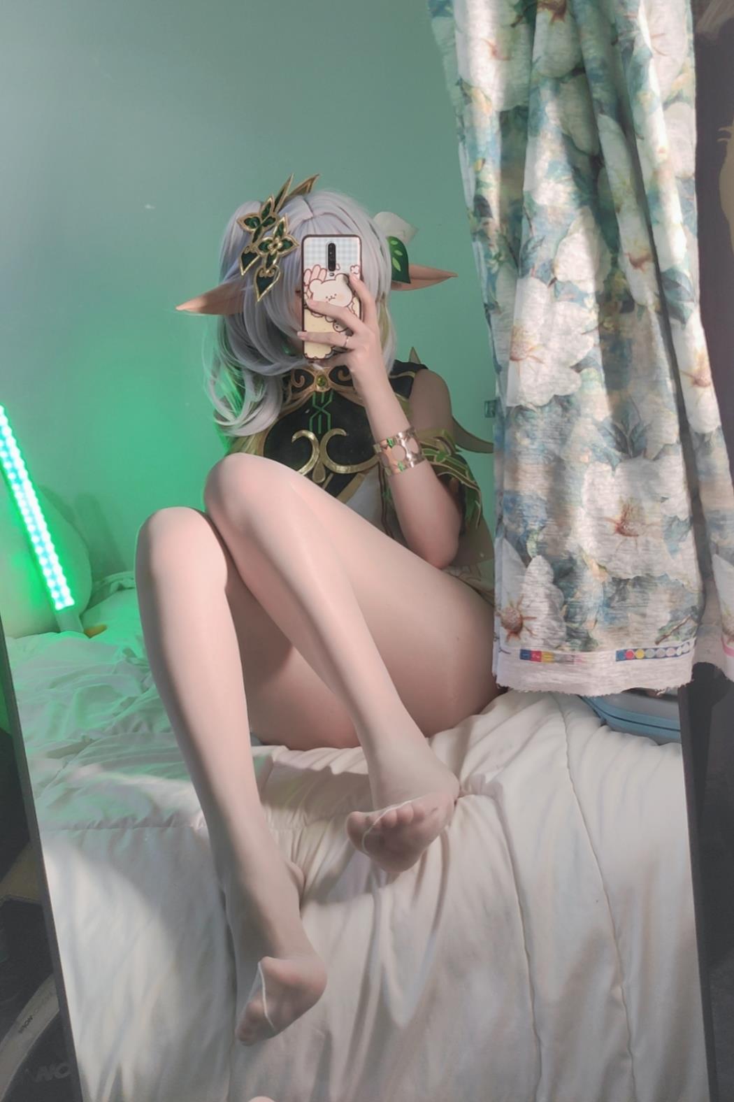 图片[22]-洛桑w伊梓 小草神 [22P] – 速更版-美库