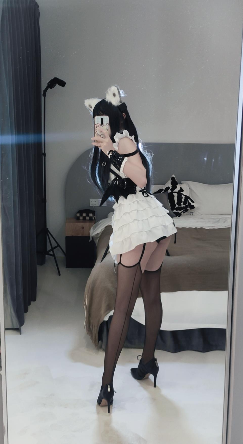 图片[36]-洛桑w伊梓 猫耳小恶魔 [41P] – 速更版-美库