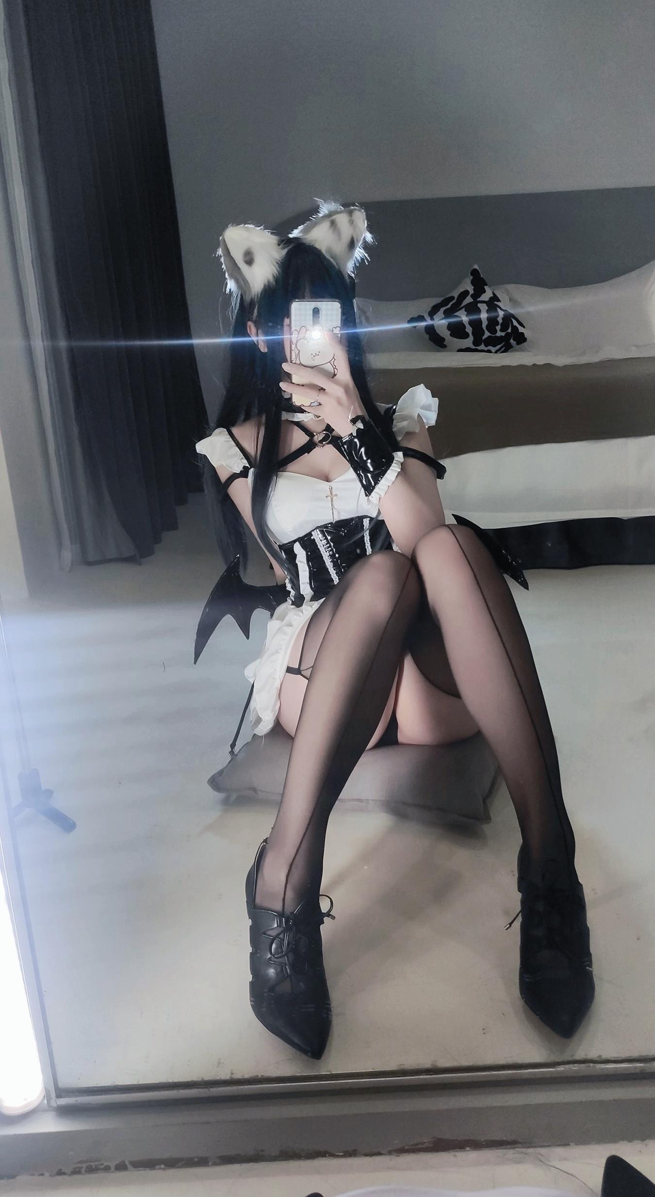 图片[38]-洛桑w伊梓 猫耳小恶魔 [41P] – 速更版-美库