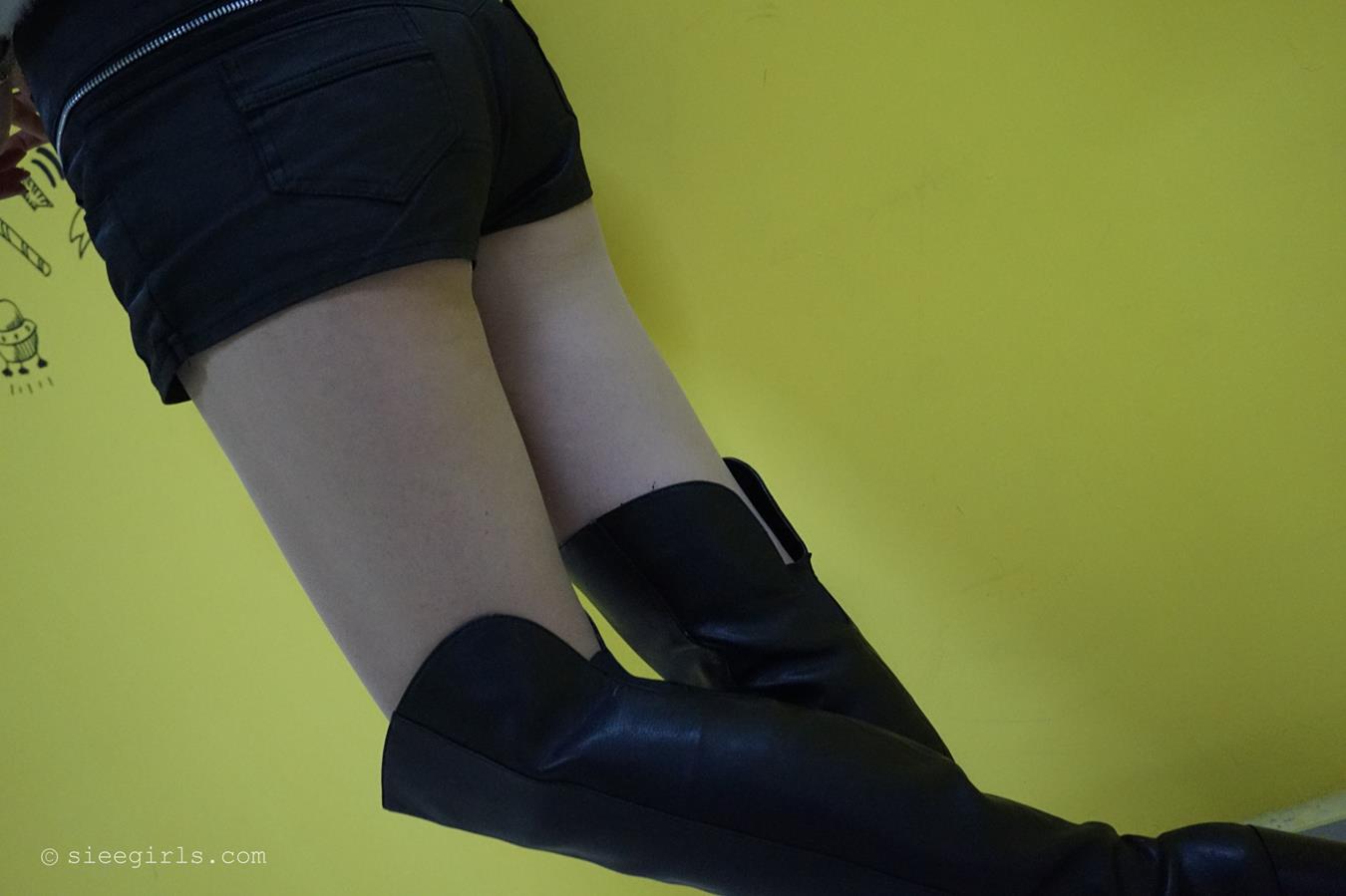 图片[23]-[SIEE丝意]新刊 NO.031 依依 长筒靴[94P] – 速更版-美库