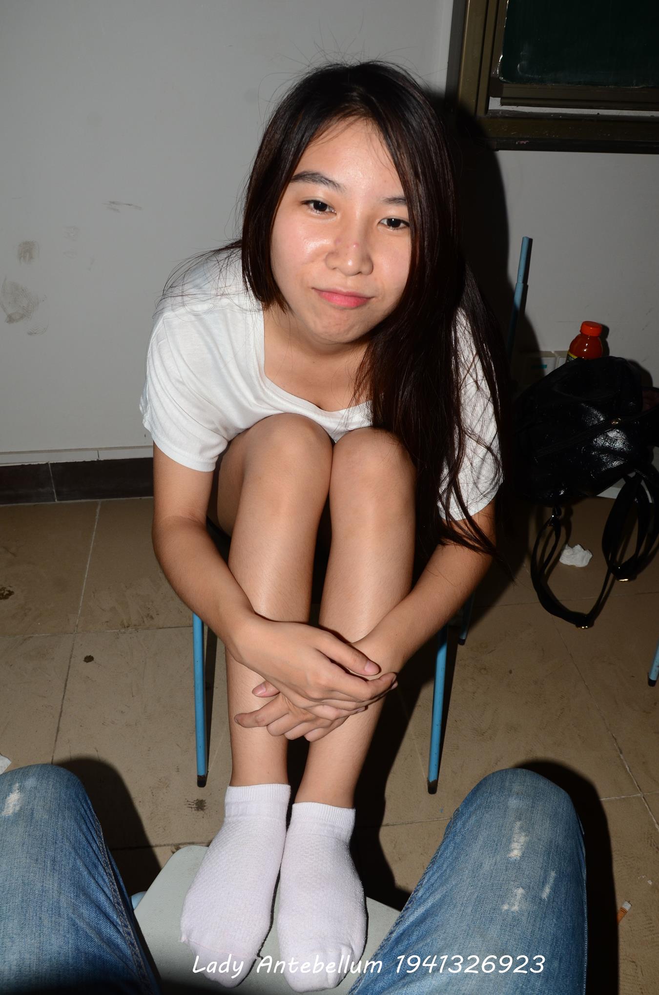 图片[16]-[战前女神] 美腿美足精品摄影套图 025 [27P] – 速更版-美库