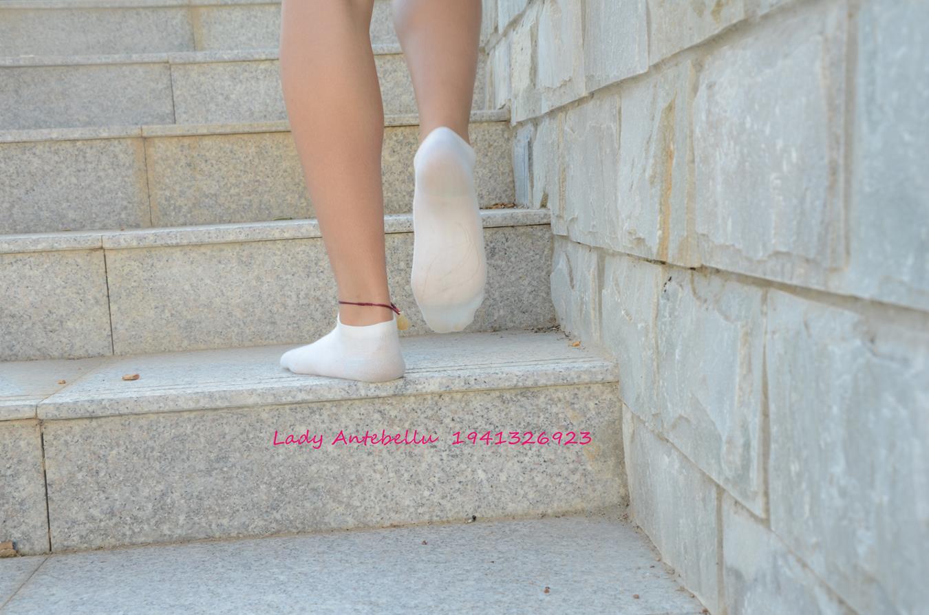 图片[11]-[战前女神] 美腿美足精品摄影套图 026 (2) [56P] – 速更版-美库