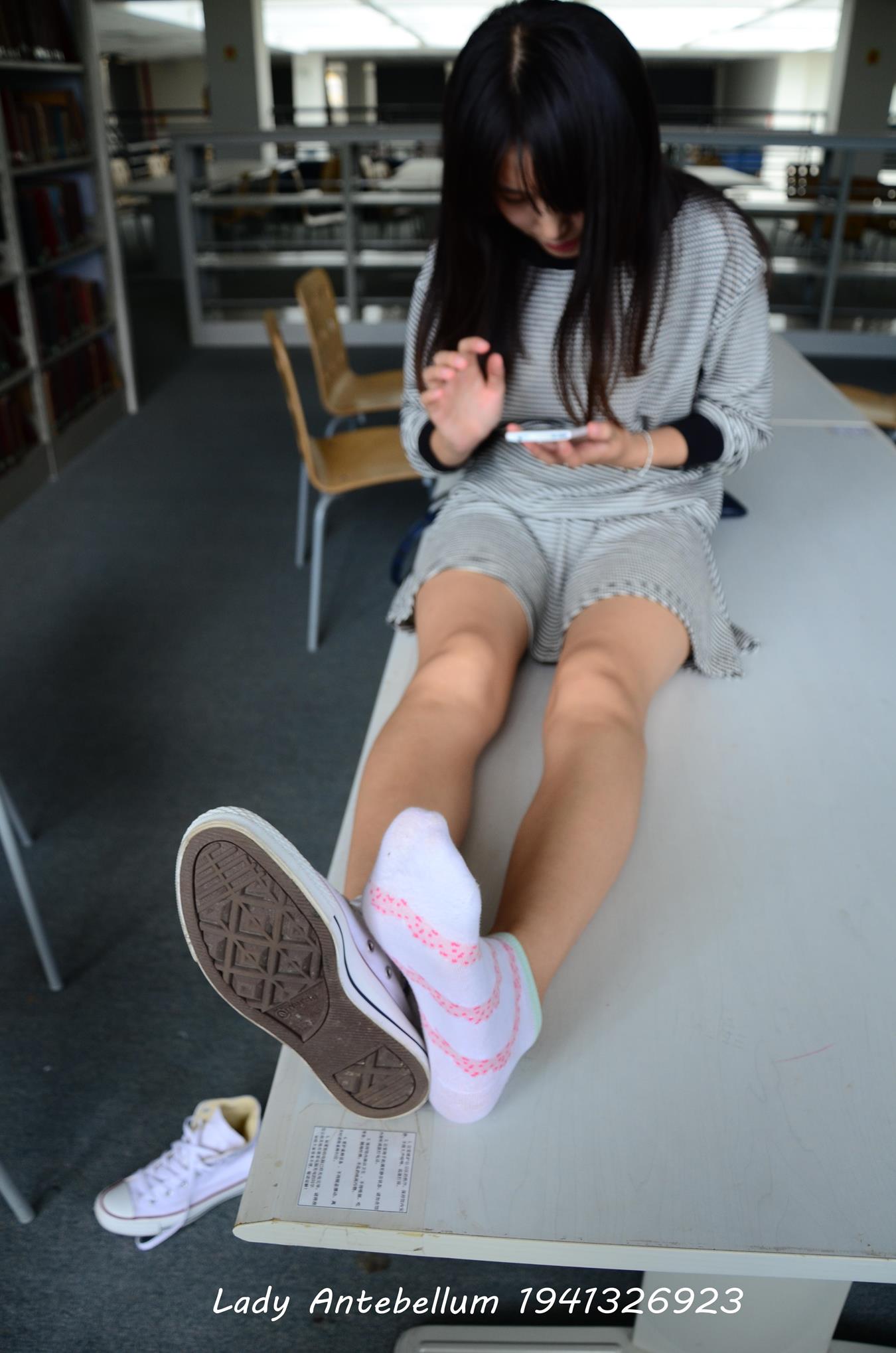 图片[21]-[战前女神] 美腿美足精品摄影套图 027 [74P] – 速更版-美库