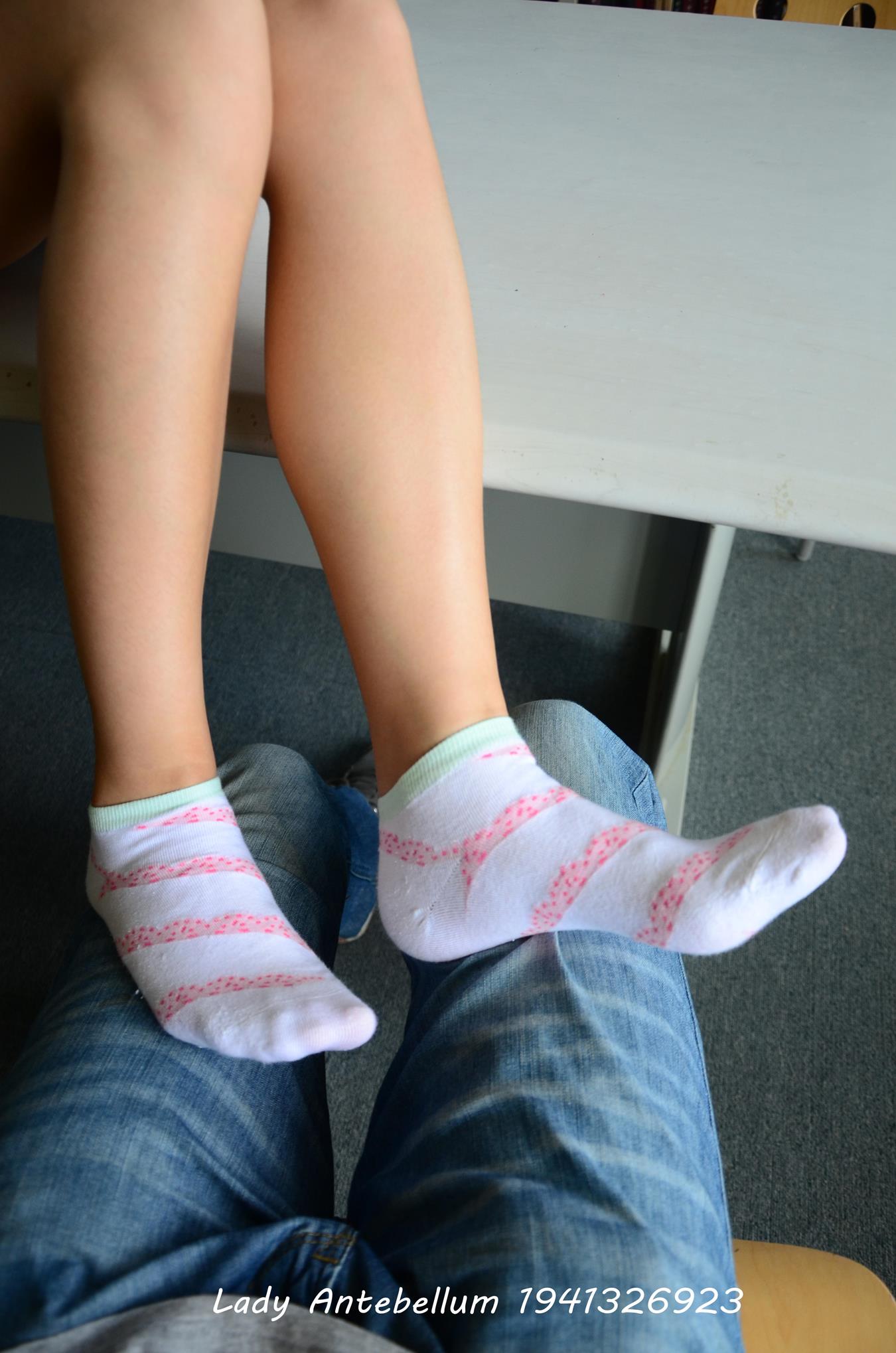 图片[40]-[战前女神] 美腿美足精品摄影套图 027 [74P] – 速更版-美库