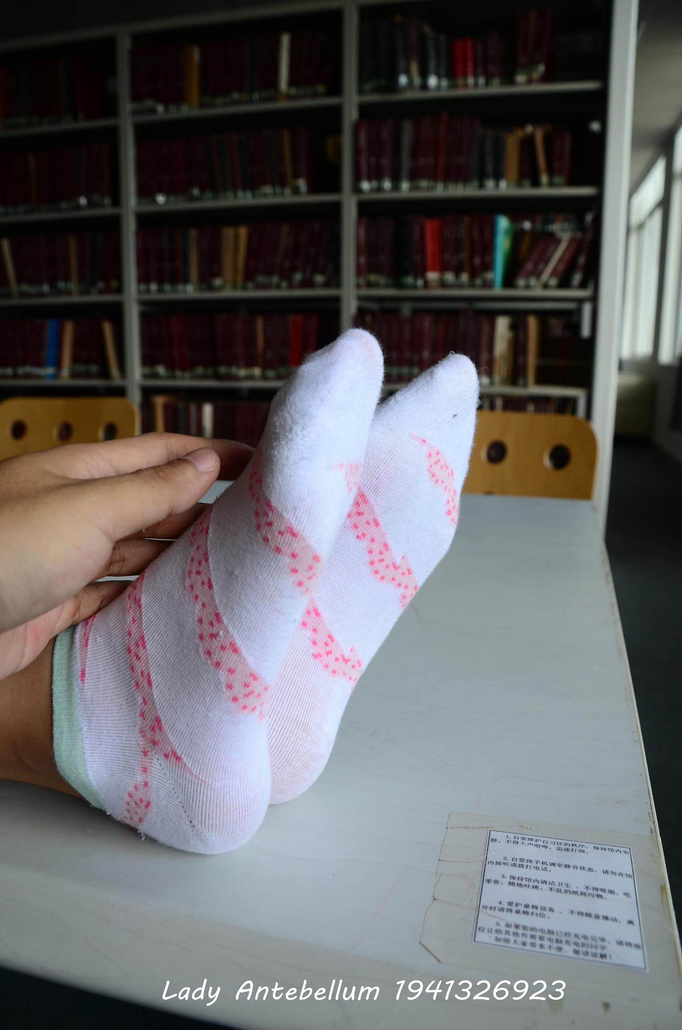 图片[50]-[战前女神] 美腿美足精品摄影套图 027 [74P] – 速更版-美库