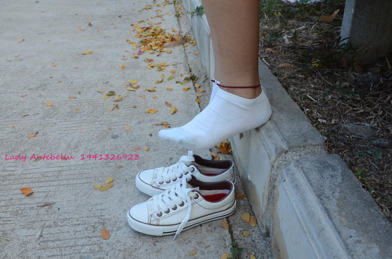 图片[65]-[战前女神] 美腿美足精品摄影套图 026 (1) [96P] – 速更版-美库