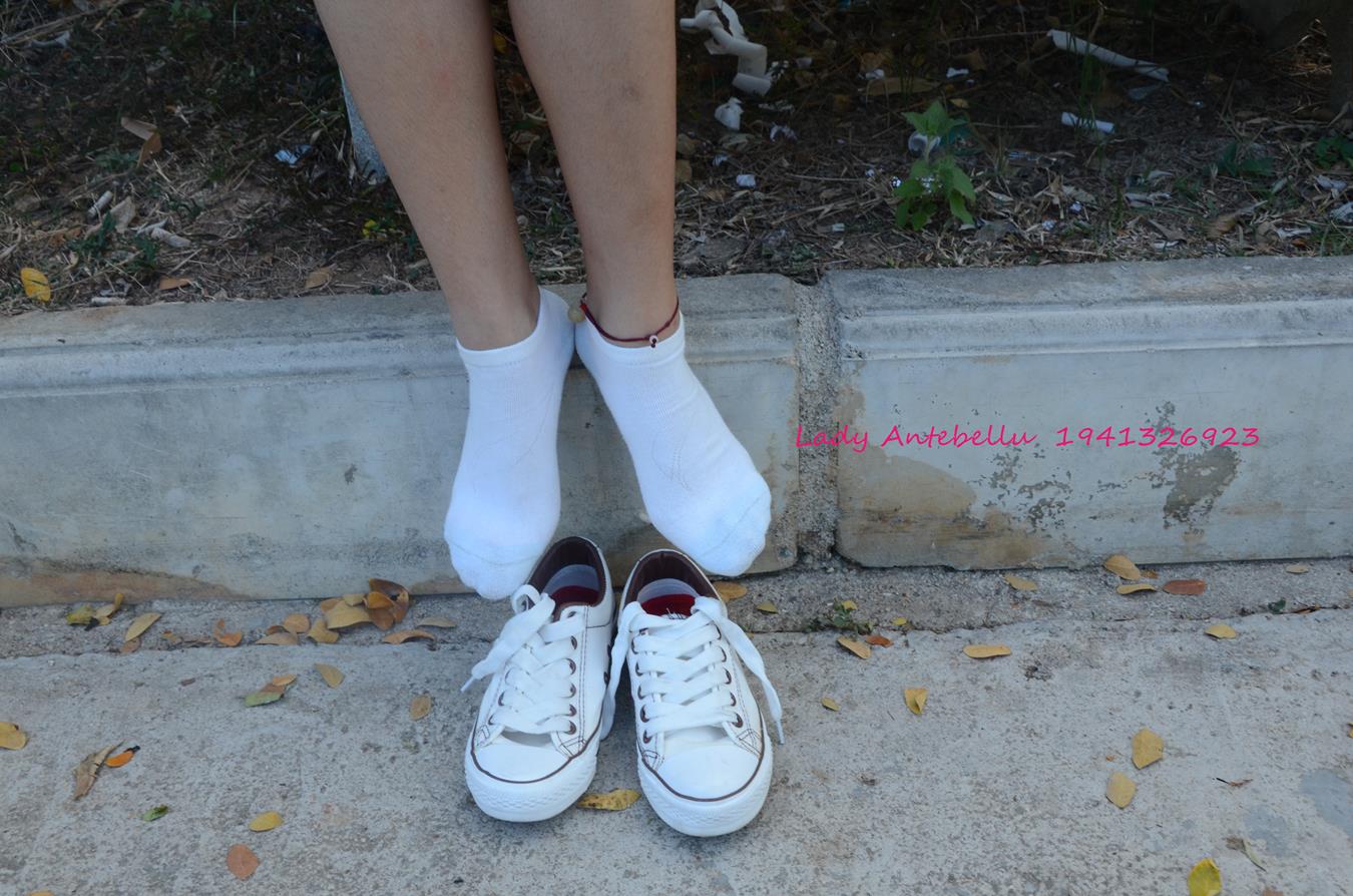 图片[66]-[战前女神] 美腿美足精品摄影套图 026 (1) [96P] – 速更版-美库