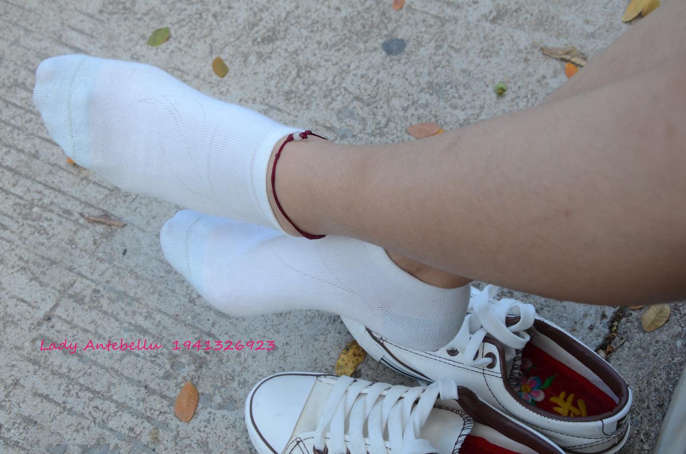 图片[72]-[战前女神] 美腿美足精品摄影套图 026 (1) [96P] – 速更版-美库