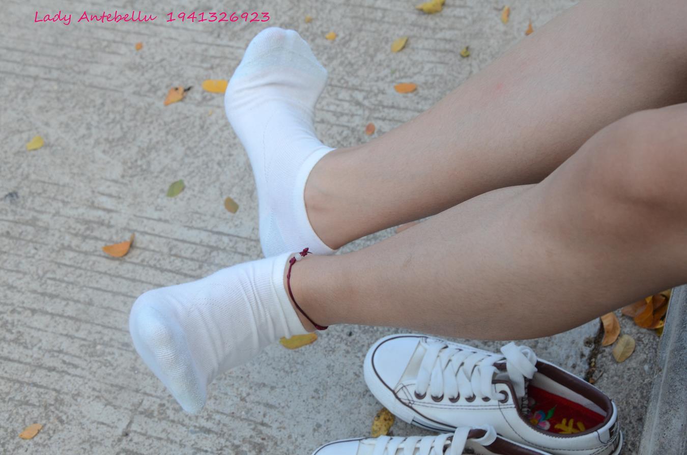 图片[81]-[战前女神] 美腿美足精品摄影套图 026 (1) [96P] – 速更版-美库