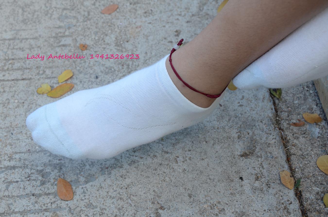 图片[97]-[战前女神] 美腿美足精品摄影套图 026 (1) [96P] – 速更版-美库