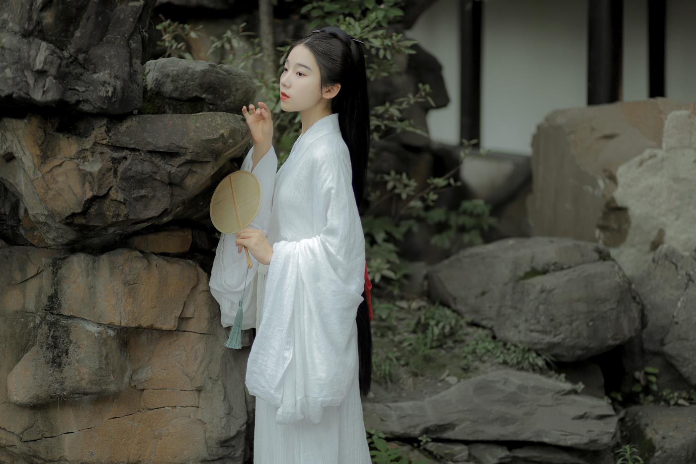 图片[16]-[YITUYU艺图语] 2022.02.03 白茶无事别清欢 一方伊人yi [25P] – 速更版-美库