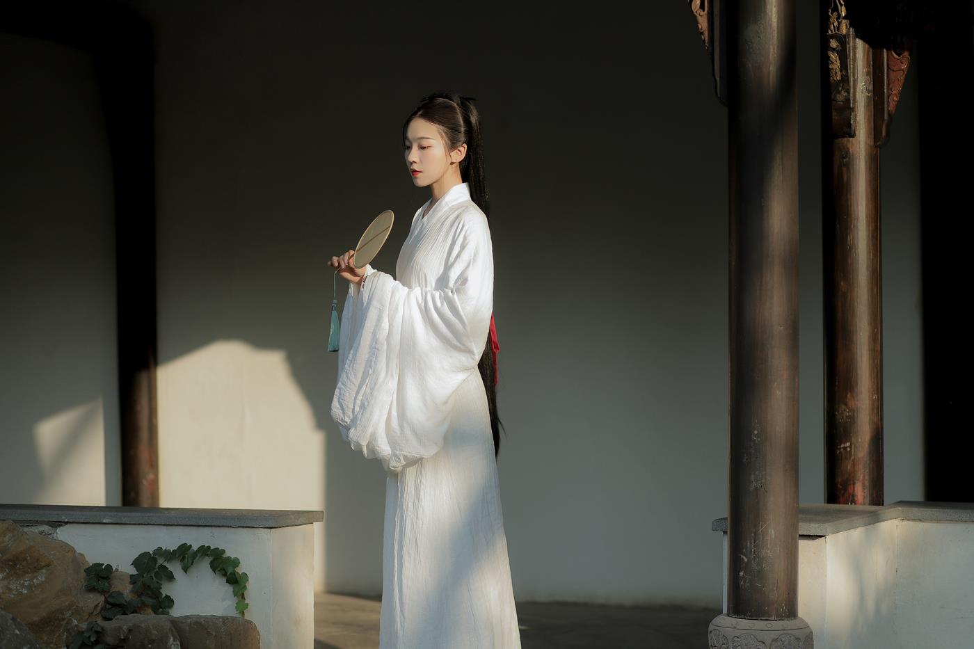 图片[25]-[YITUYU艺图语] 2022.02.03 白茶无事别清欢 一方伊人yi [25P] – 速更版-美库