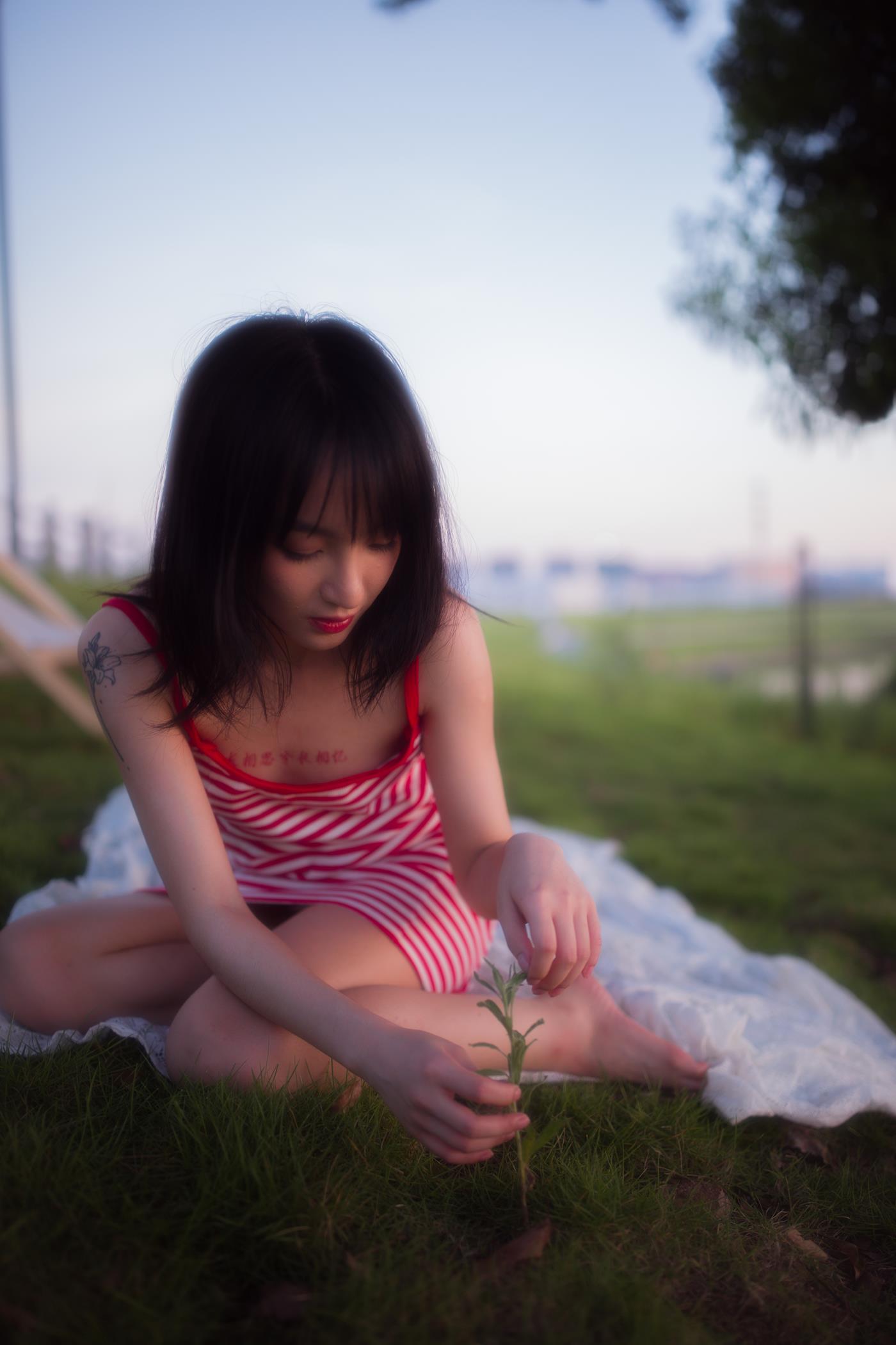 图片[31]-[YITUYU艺图语] 2022.02.03 黄昏午后 虾虾 [54P] – 速更版-美库