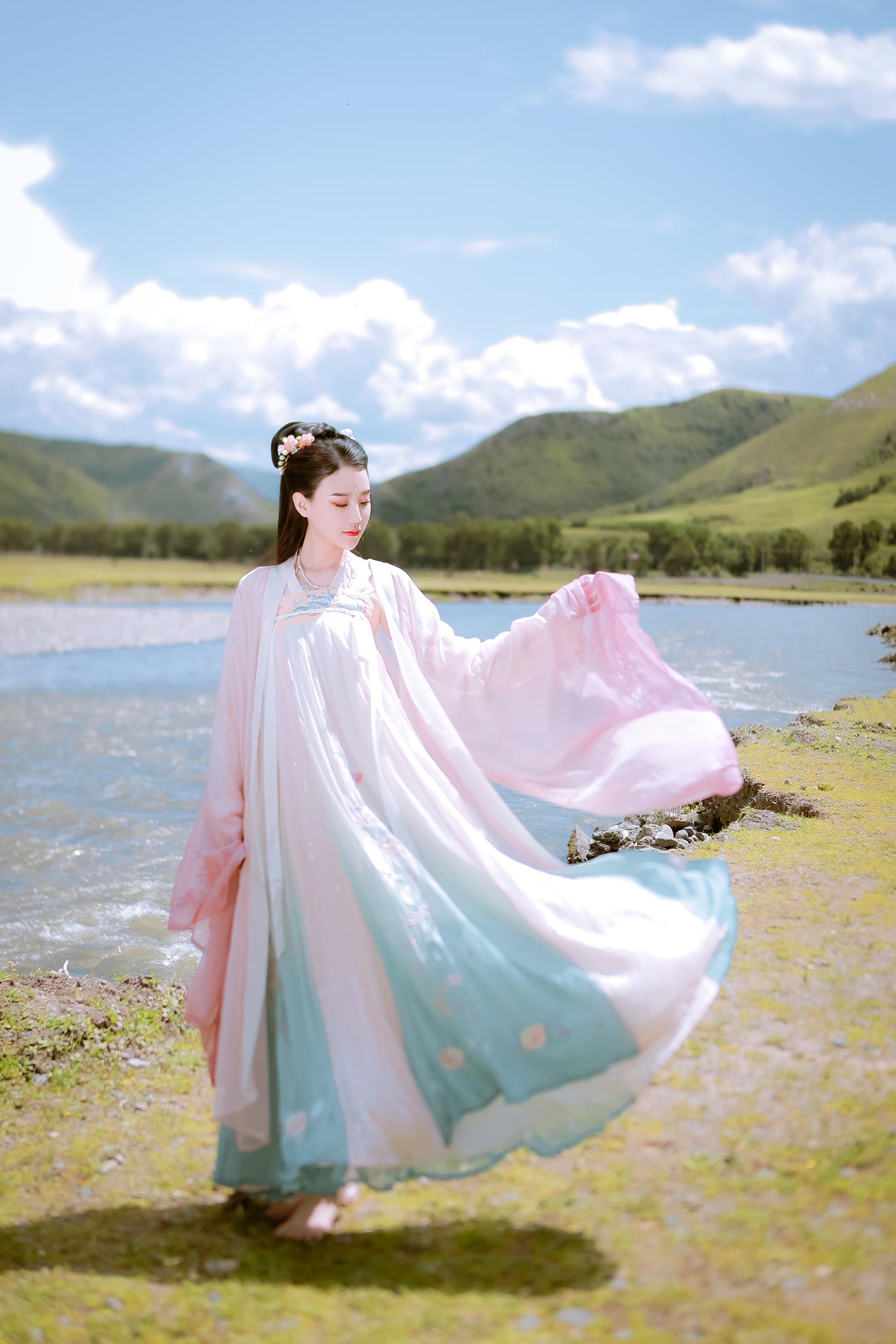 图片[22]-[YITUYU艺图语] 2022.02.03 踏青 婷婷 [22P] – 速更版-美库